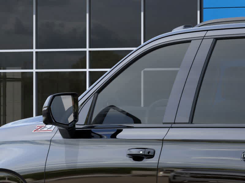 Thumbnail: 2026 Chevrolet Suburban - 12