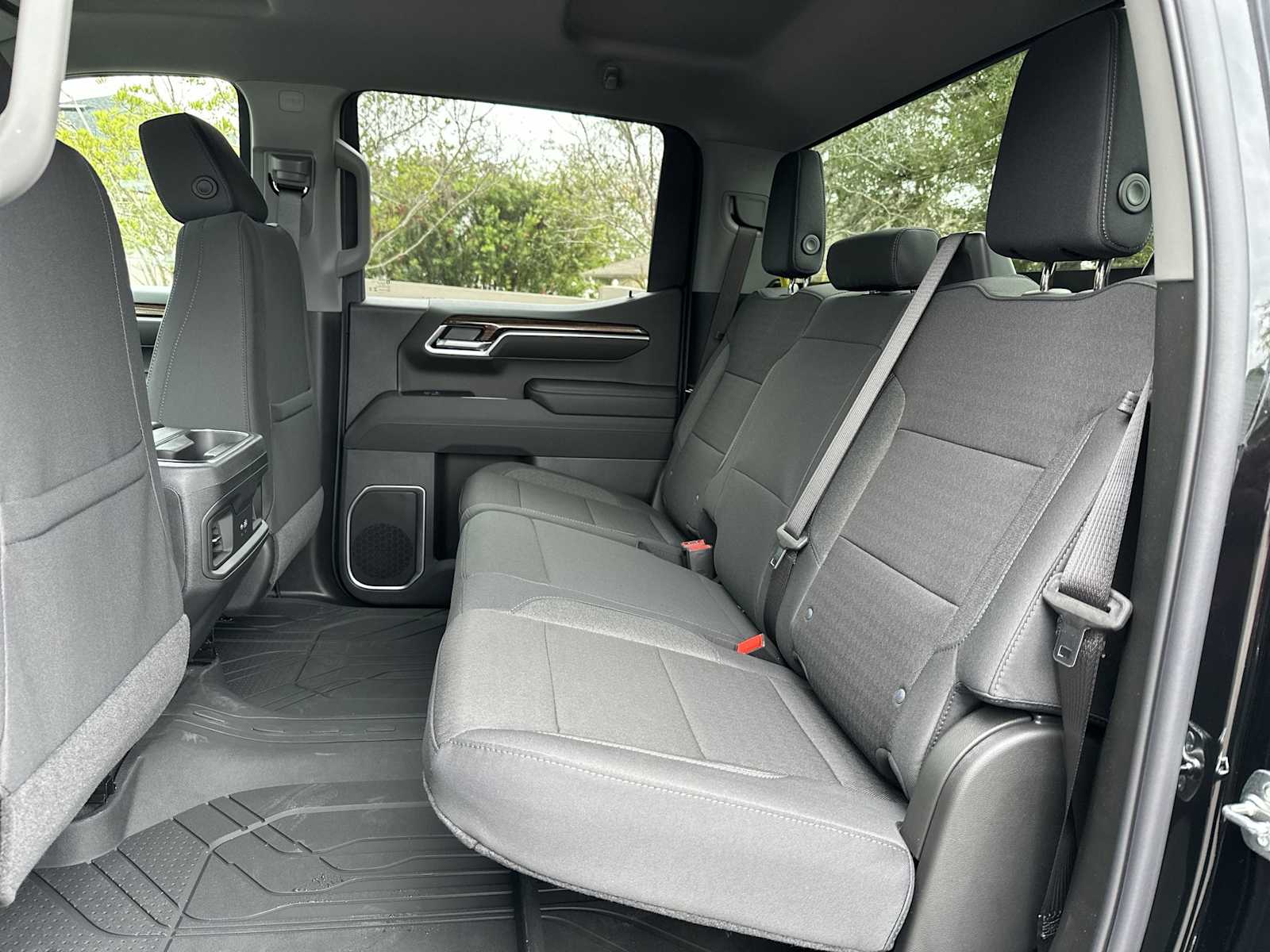 Thumbnail: 2026 Chevrolet Silverado 1500 - 17