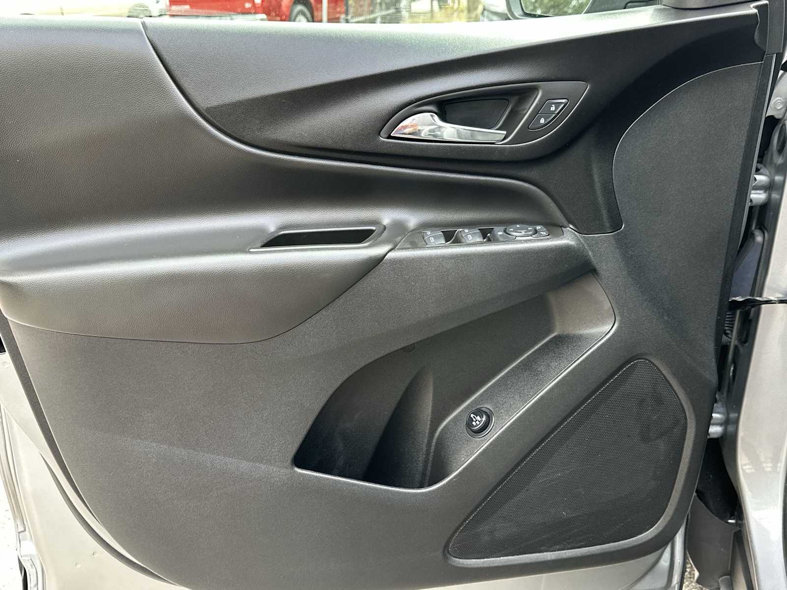 Thumbnail: 2024 Chevrolet Equinox - 17