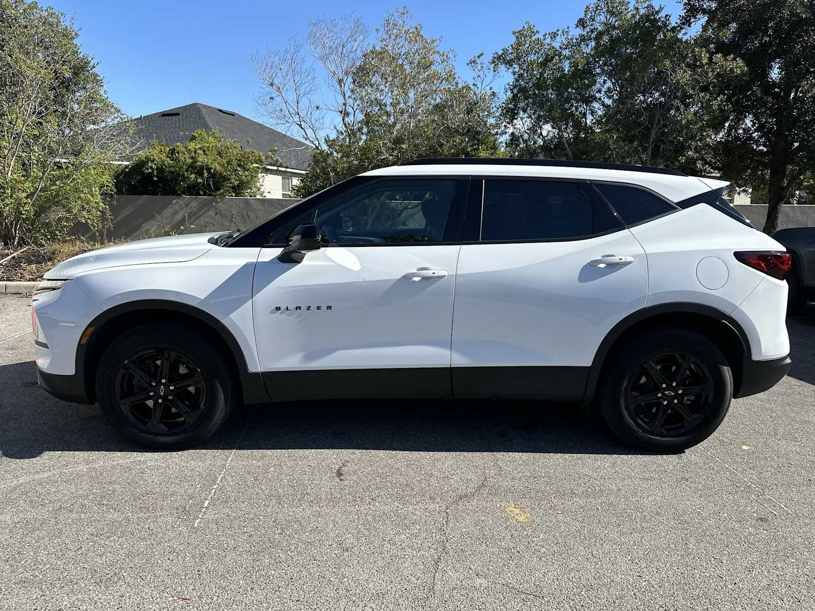 Thumbnail: 2023 Chevrolet Blazer - 3