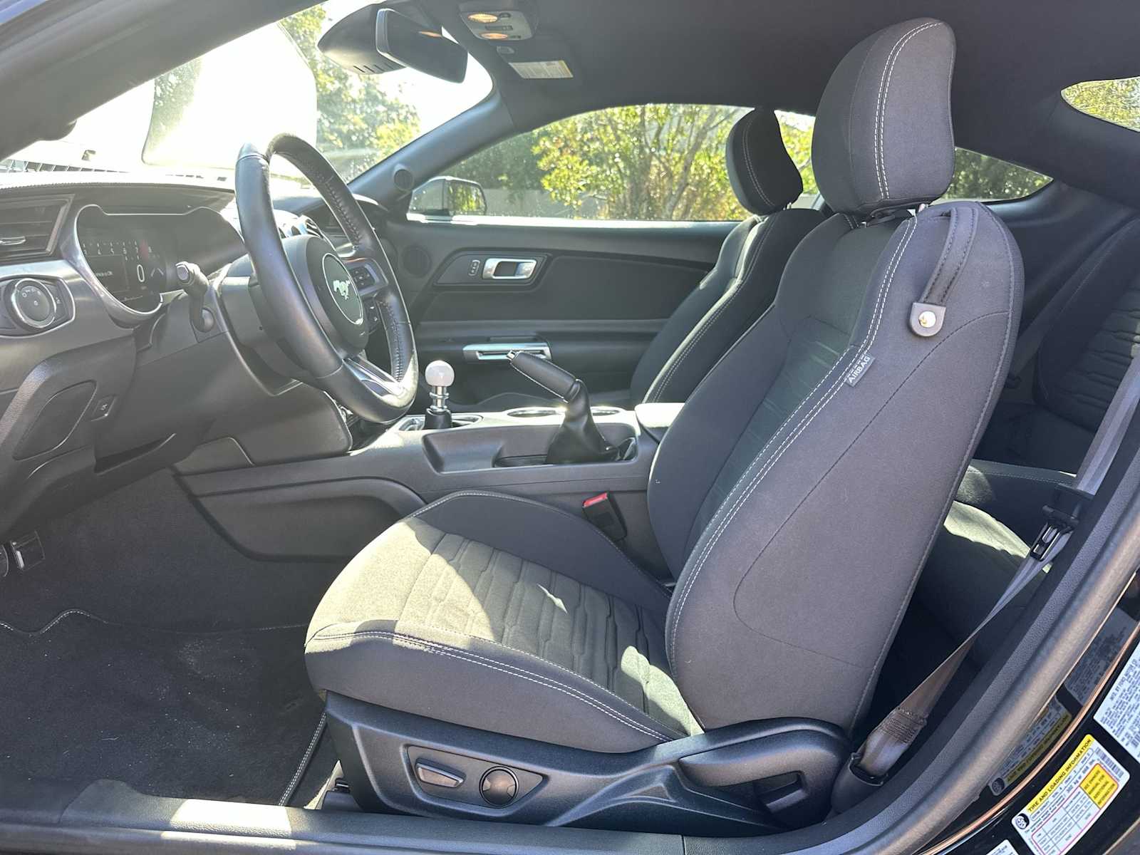 Thumbnail: 2022 Ford Mustang - 15