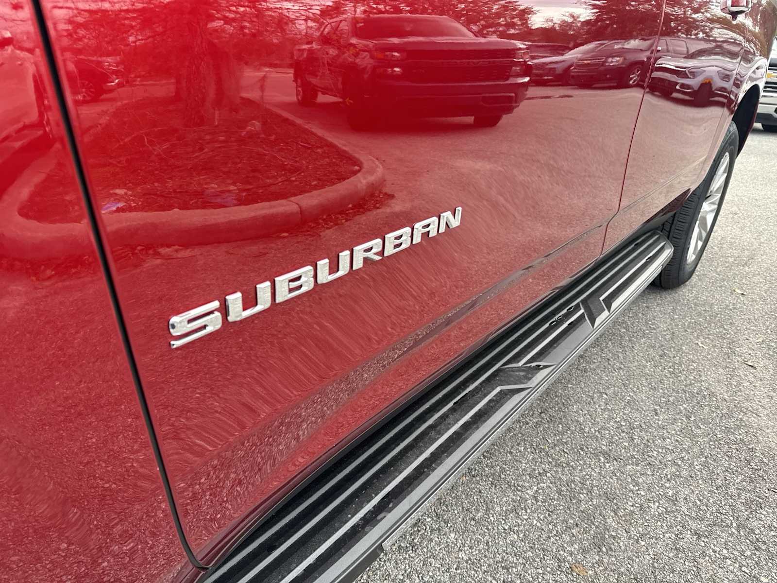 Thumbnail: 2025 Chevrolet Suburban - 17