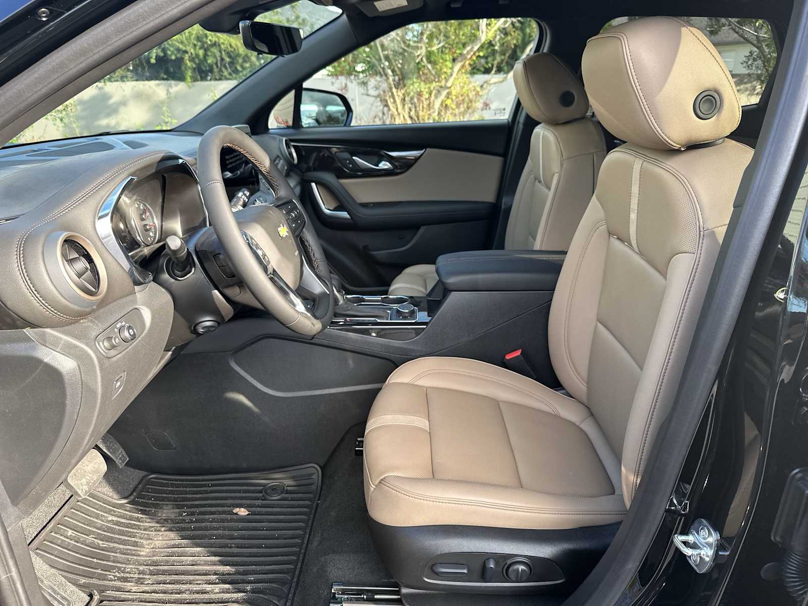 Thumbnail: 2025 Chevrolet Blazer - 15