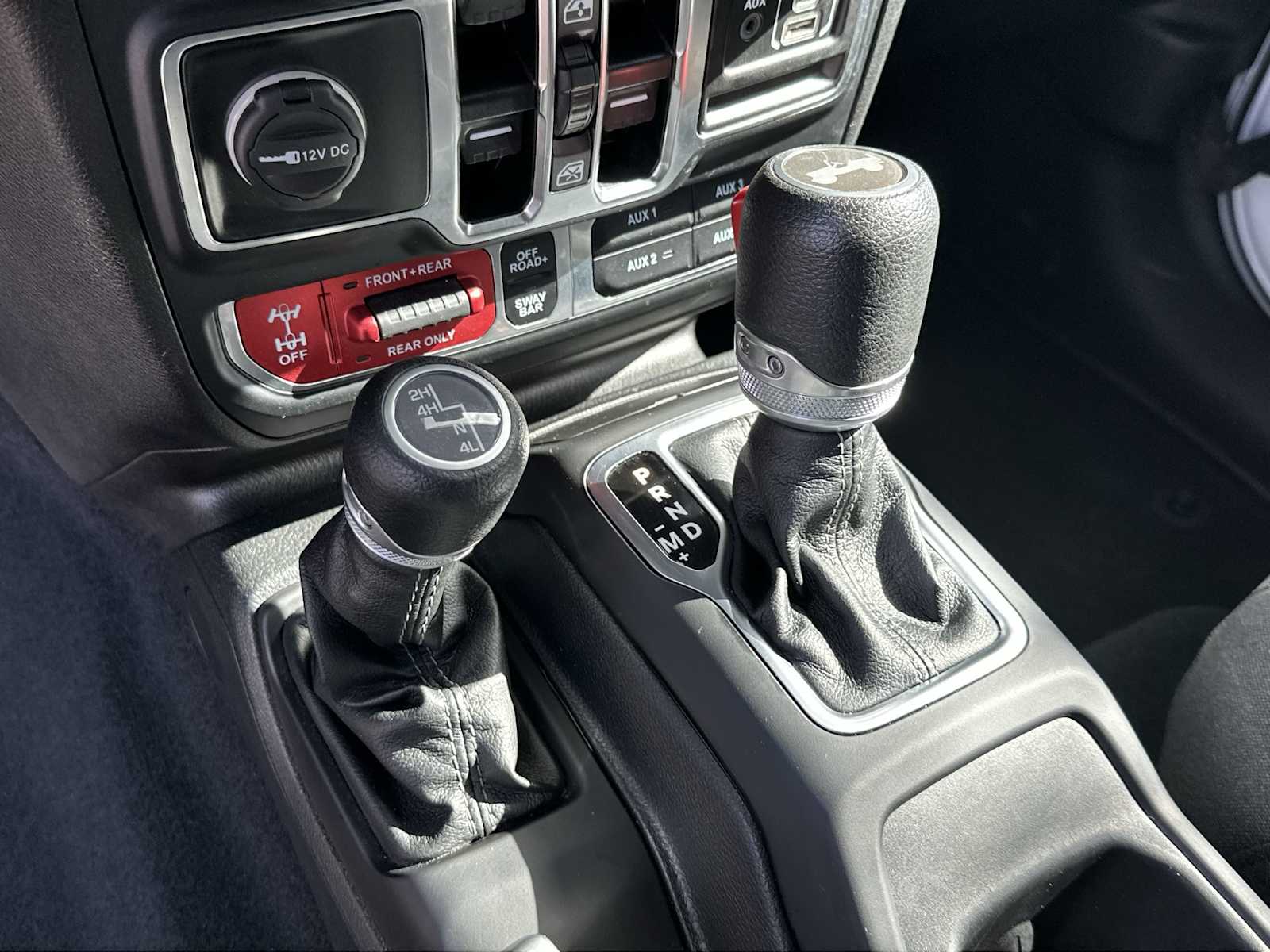 Thumbnail: 2024 Jeep Wrangler - 22