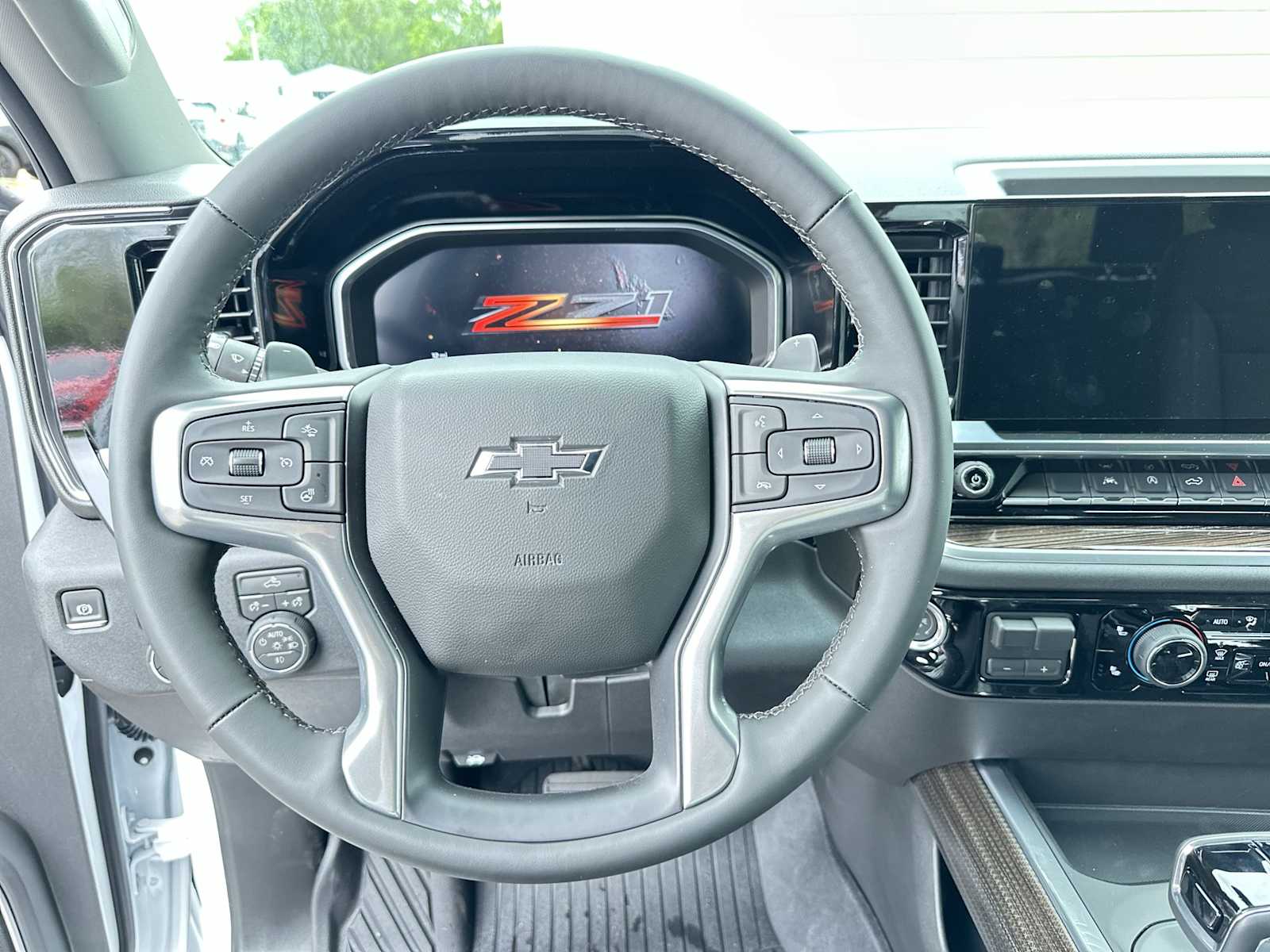 Thumbnail: 2026 Chevrolet Silverado 1500 - 20