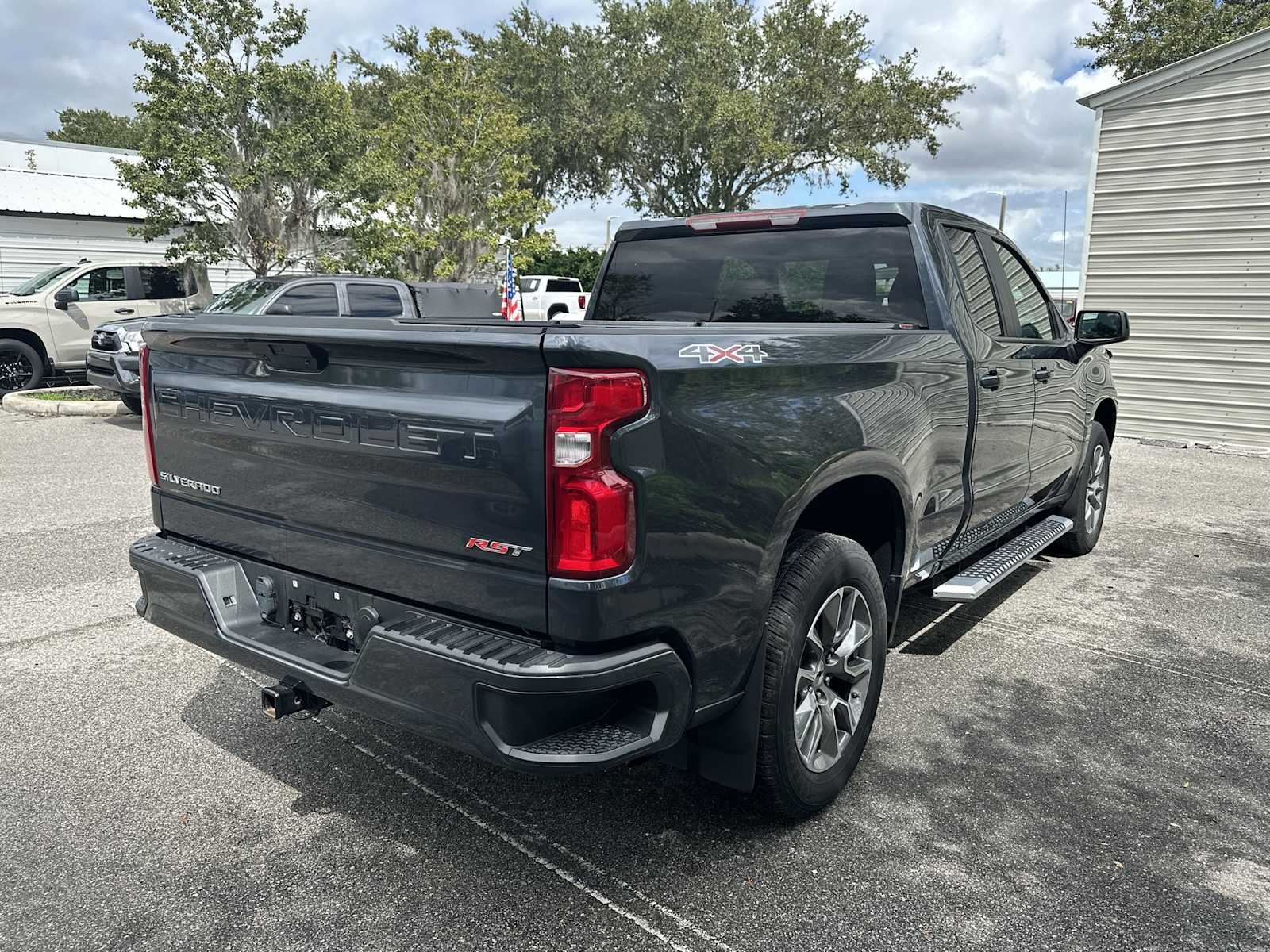 Thumbnail: 2022 Chevrolet Silverado 1500 - 6