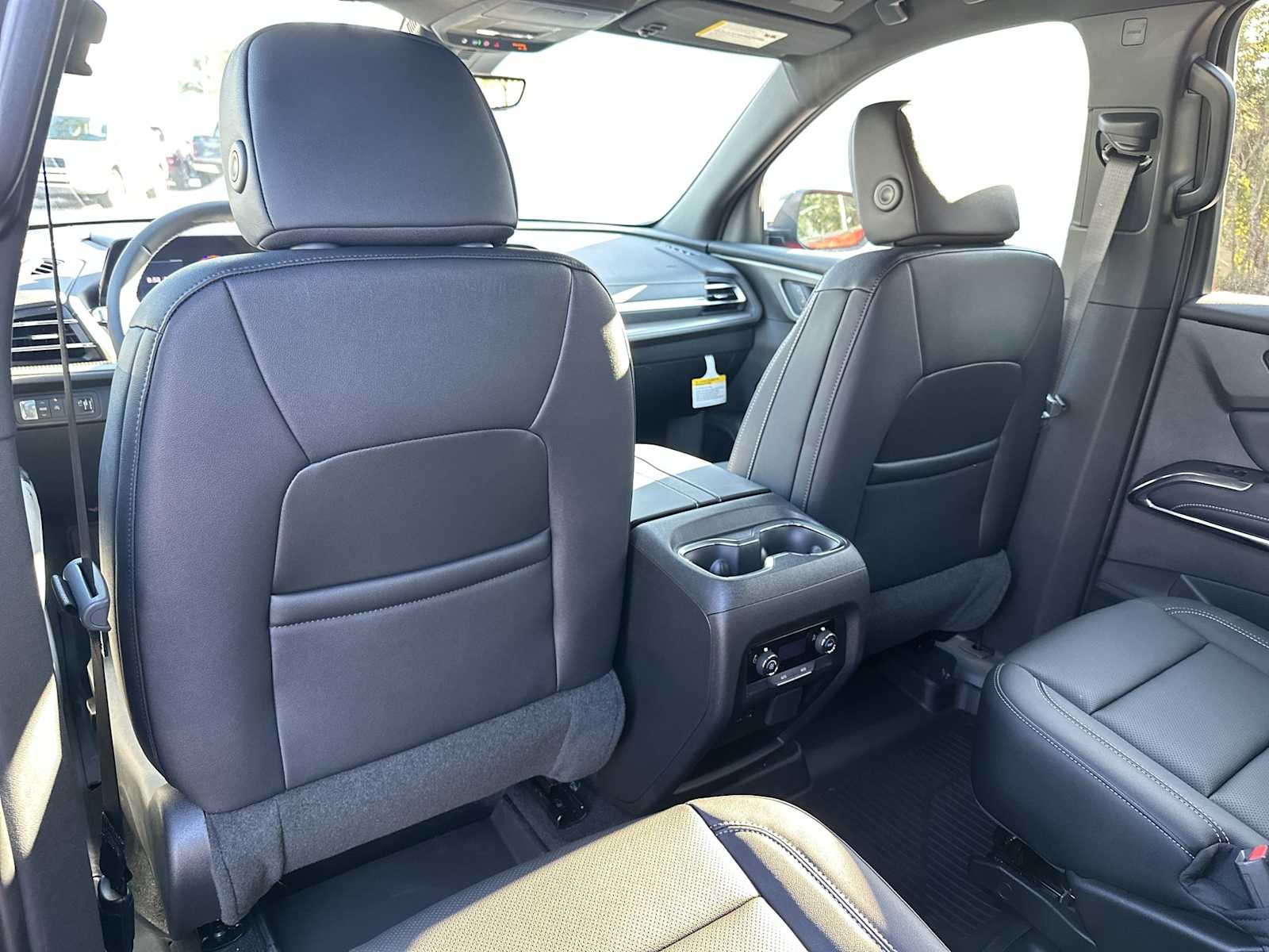 Thumbnail: 2026 Chevrolet Traverse - 16