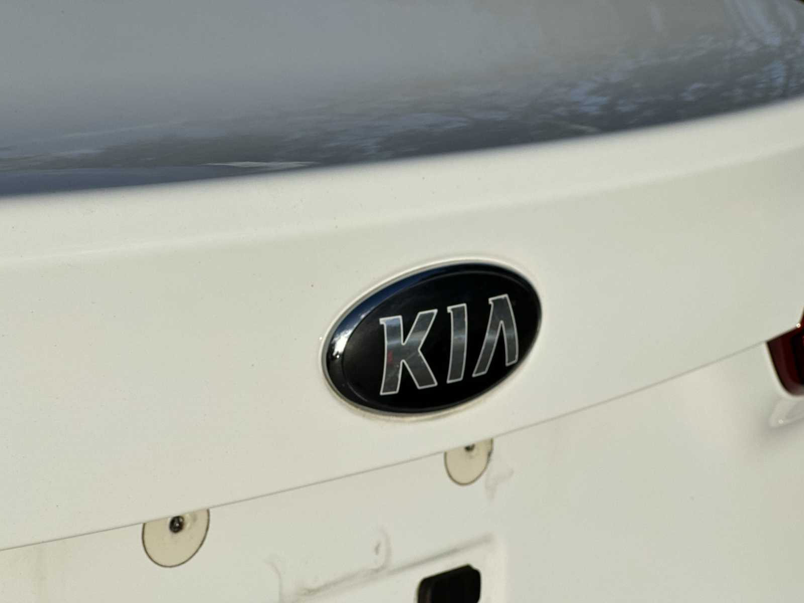 Thumbnail: 2018 Kia Forte - 10