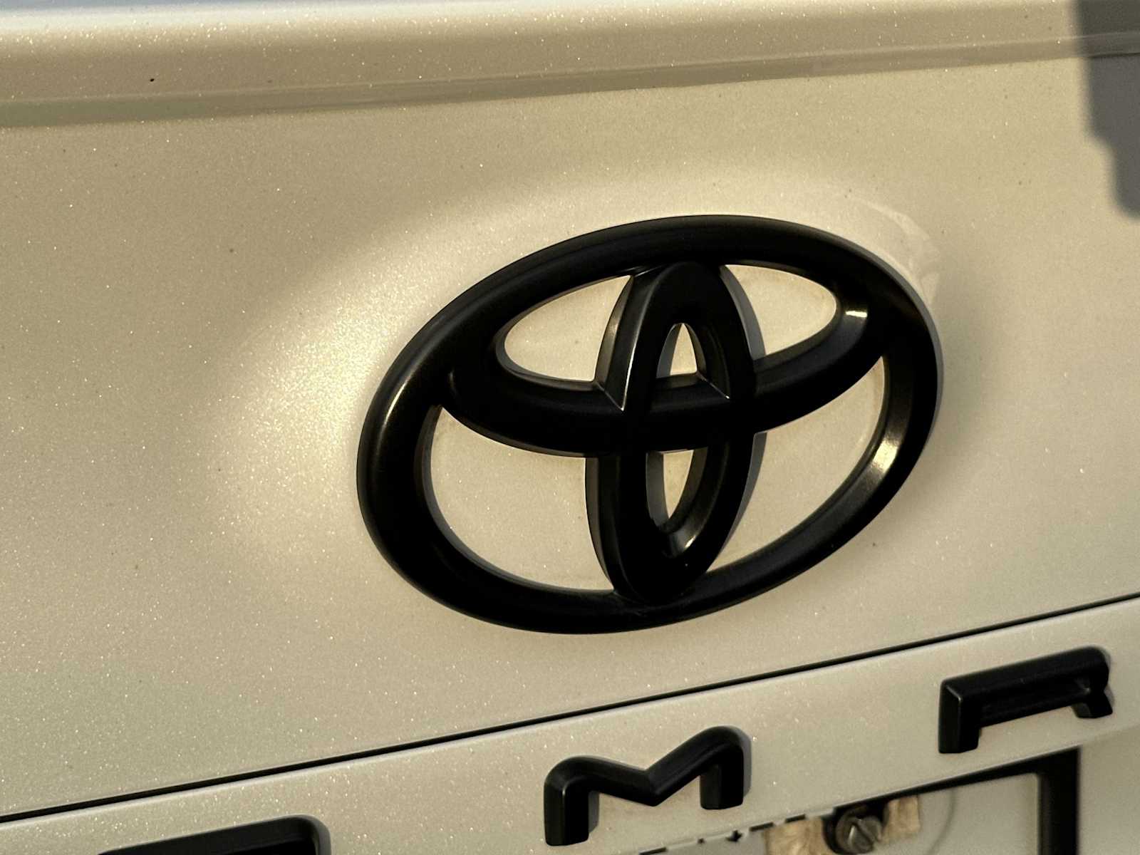 Thumbnail: 2021 Toyota Camry - 10