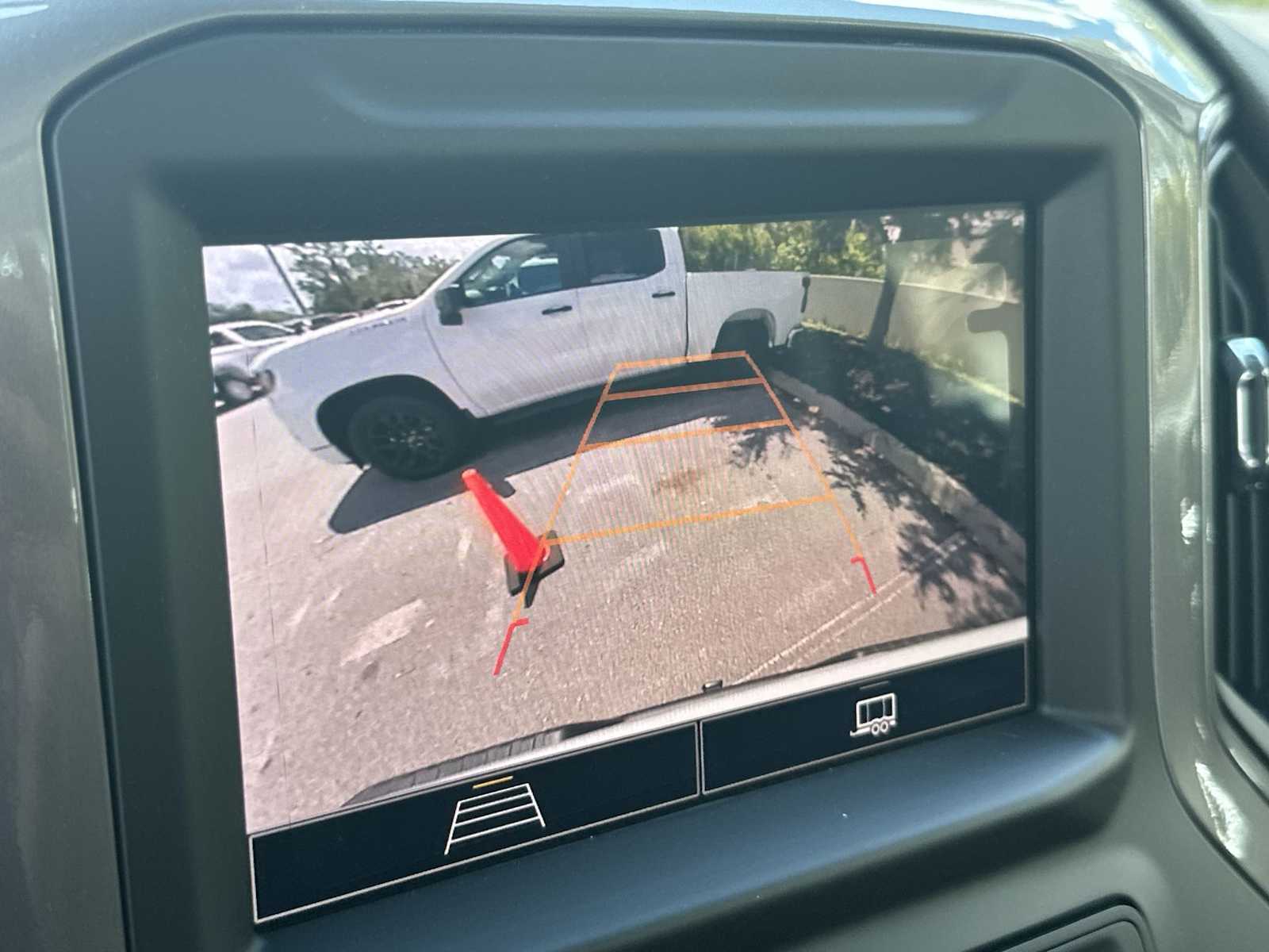 Thumbnail: 2026 Chevrolet Silverado 1500 - 22