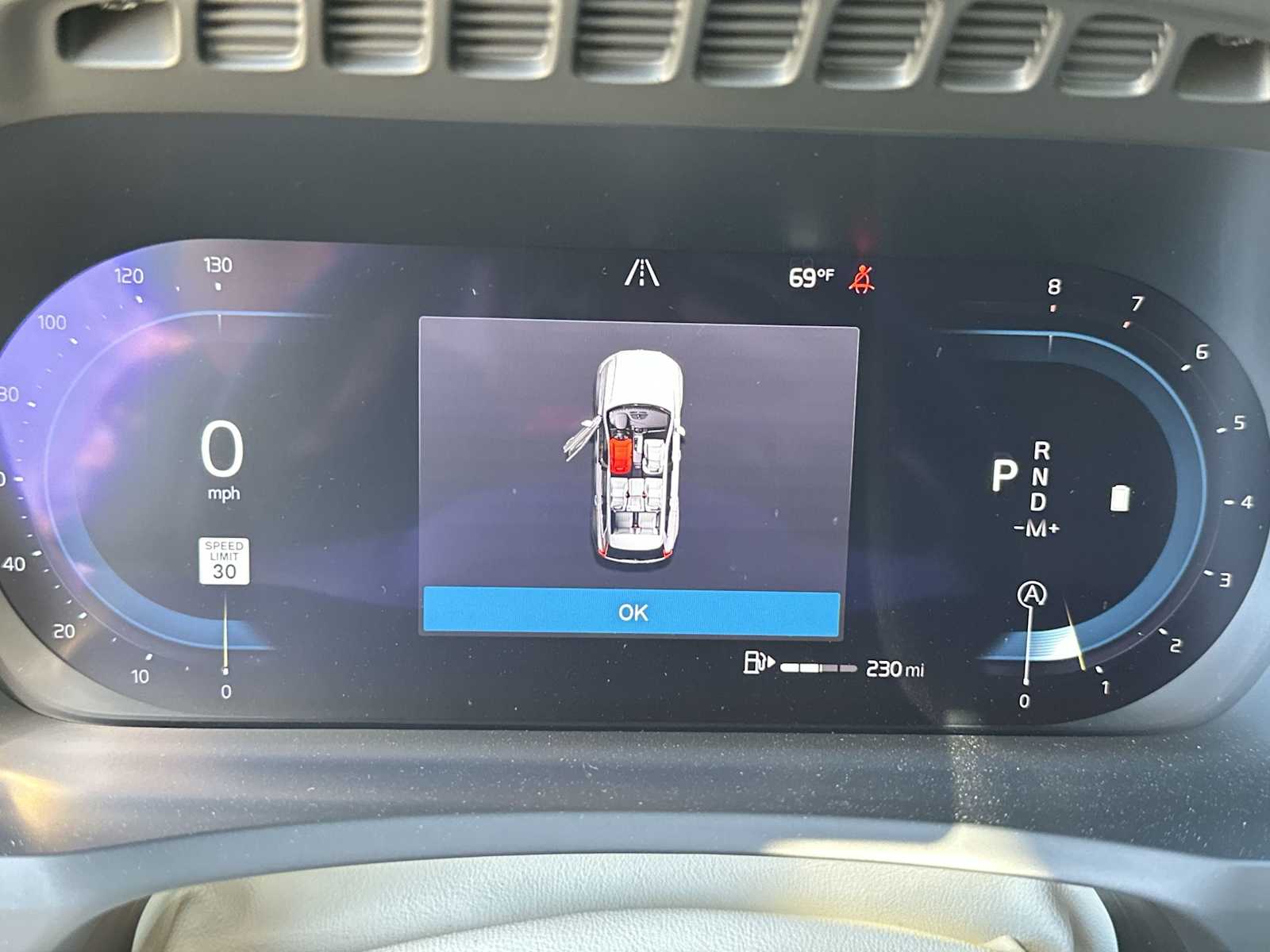 Thumbnail: 2025 Volvo XC90 - 25