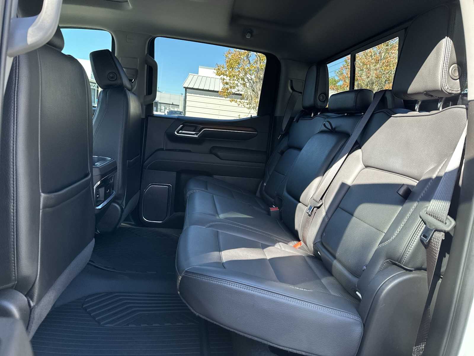 Thumbnail: 2024 GMC Sierra 1500 - 18