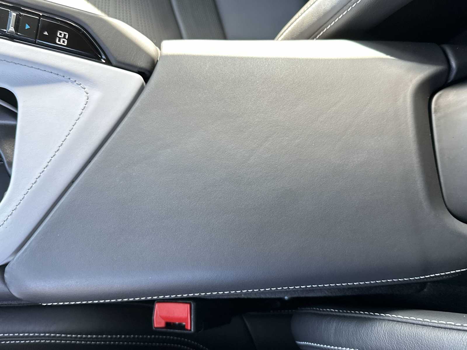 Thumbnail: 2020 Chevrolet Corvette - 21