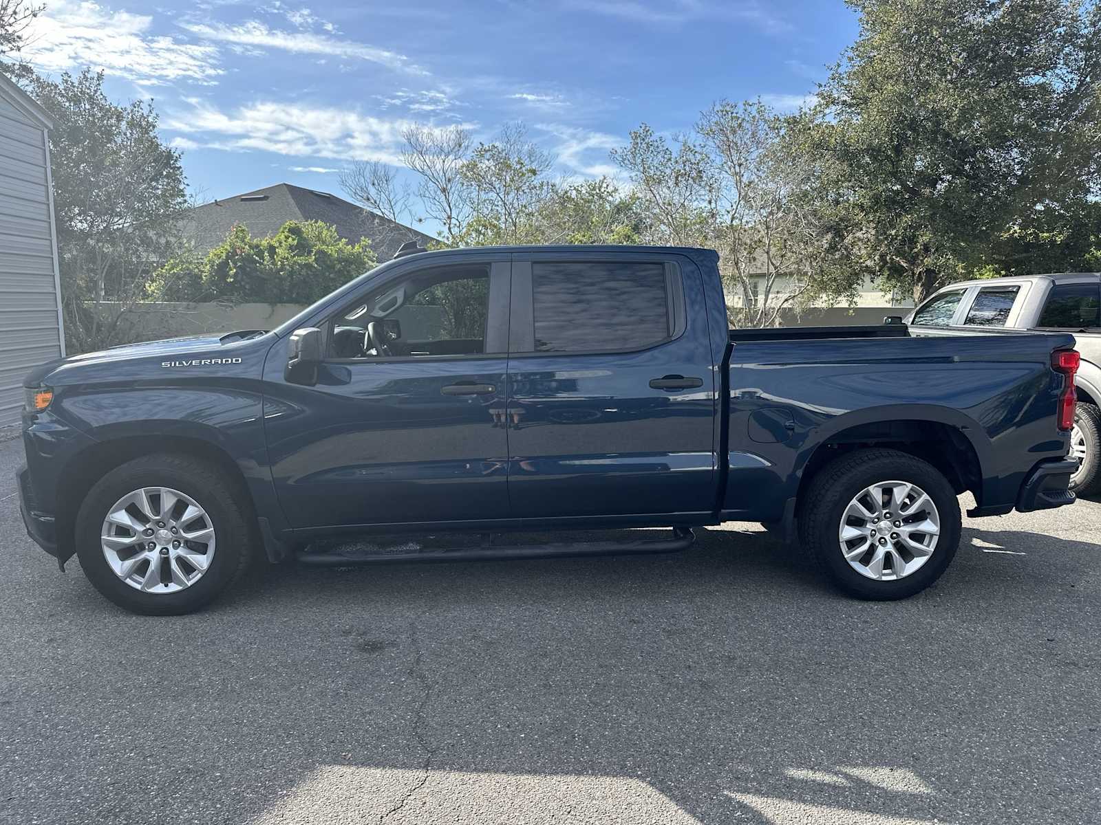 Thumbnail: 2020 Chevrolet Silverado 1500 - 3