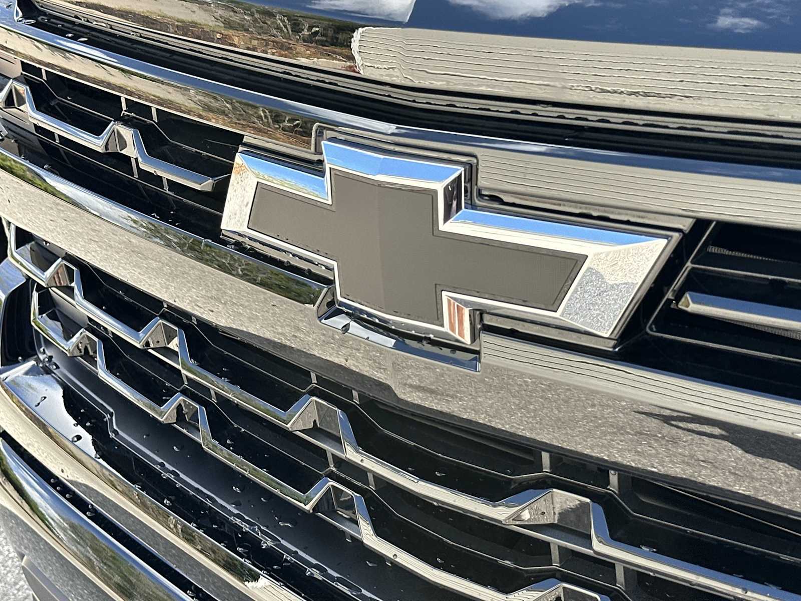 Thumbnail: 2026 Chevrolet Silverado 1500 - 10