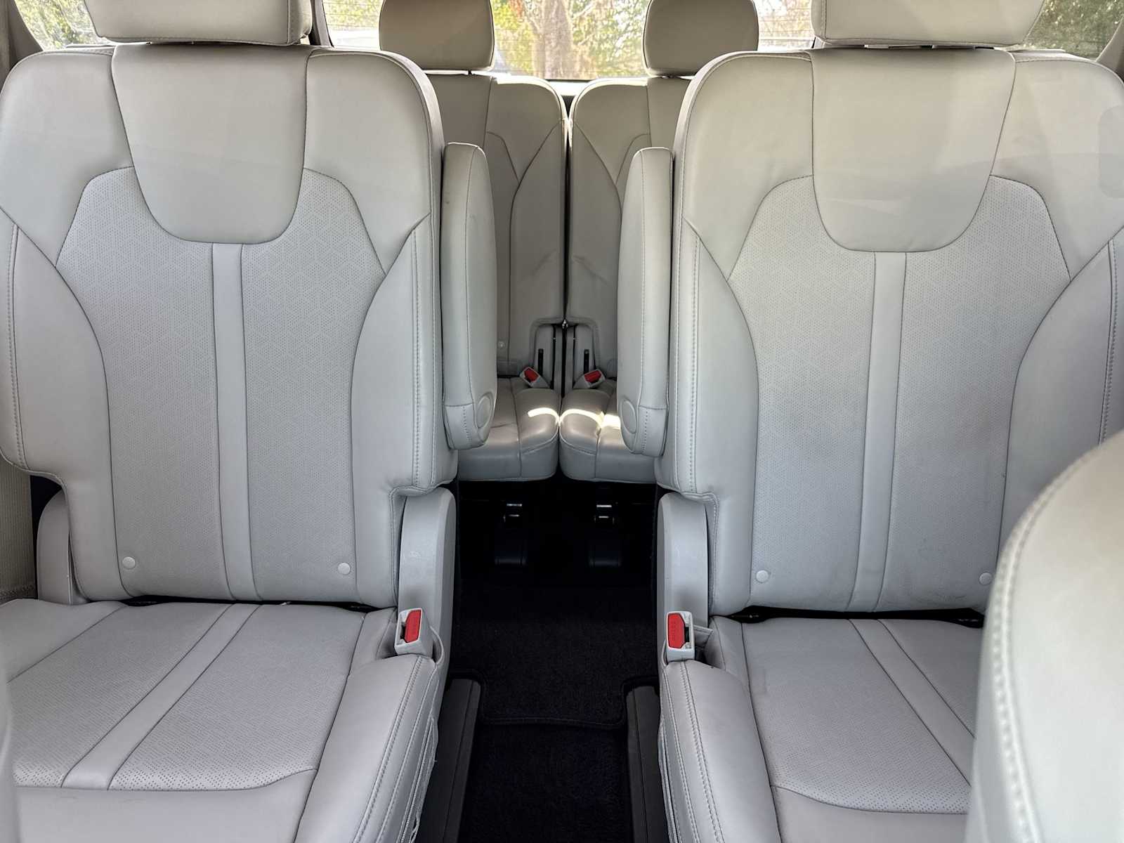 2023 Kia Sorento EX 13