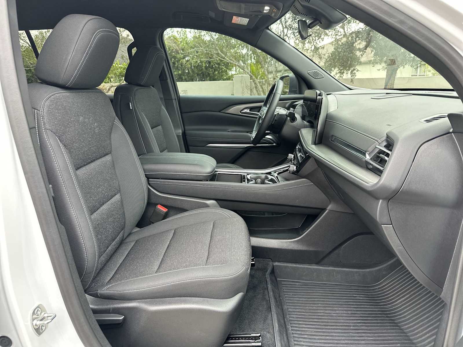 Thumbnail: 2025 Chevrolet Traverse - 19