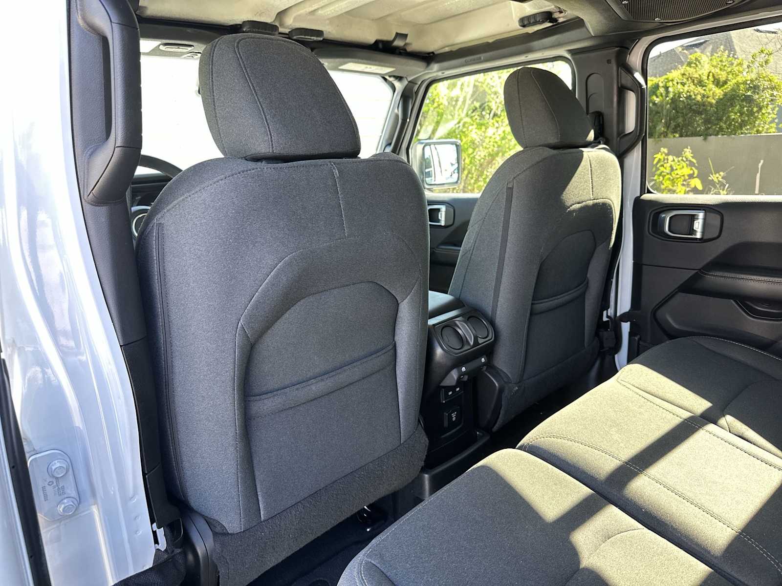 Thumbnail: 2024 Jeep Wrangler - 17