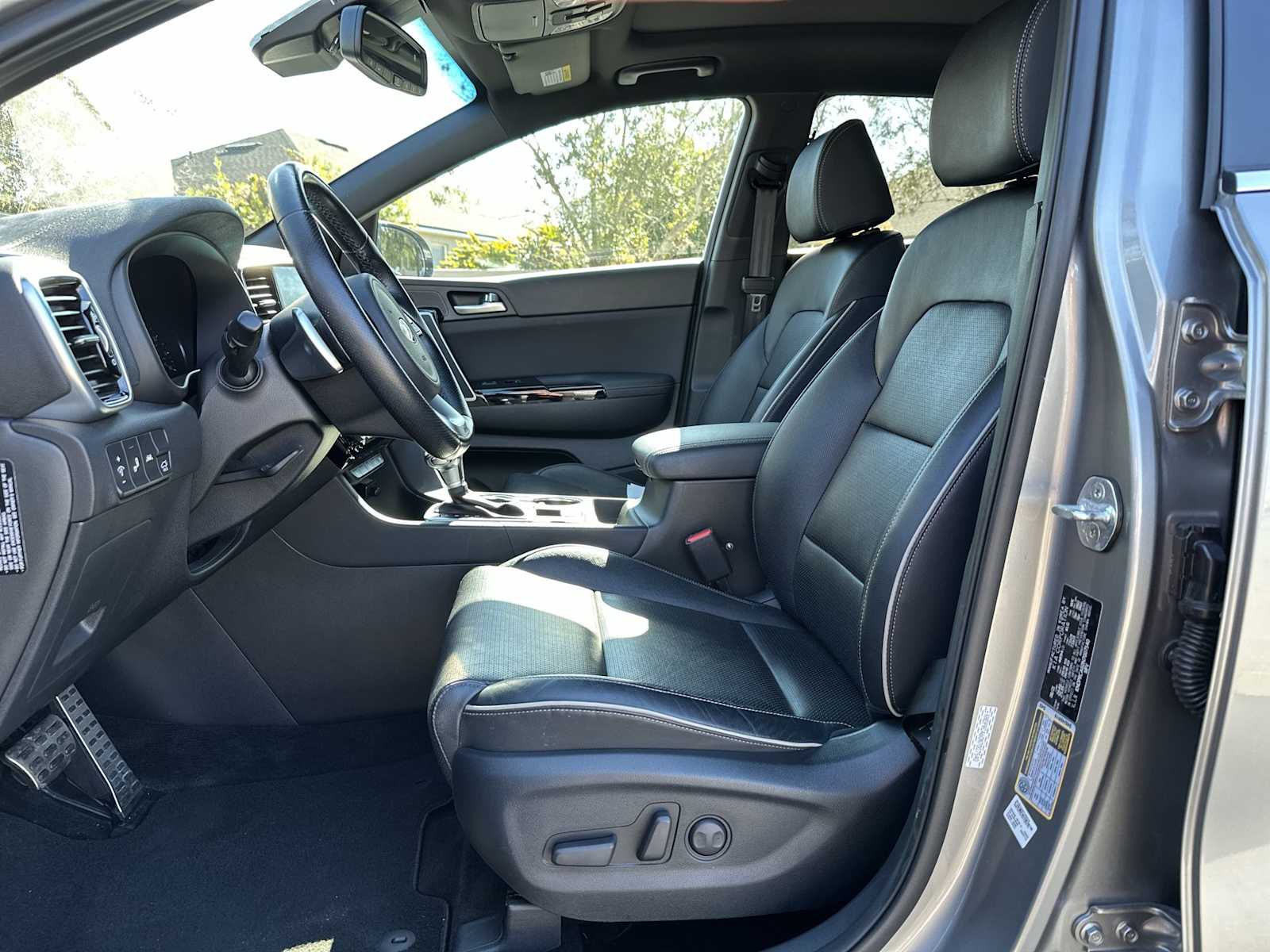 Thumbnail: 2022 Kia Sportage - 15