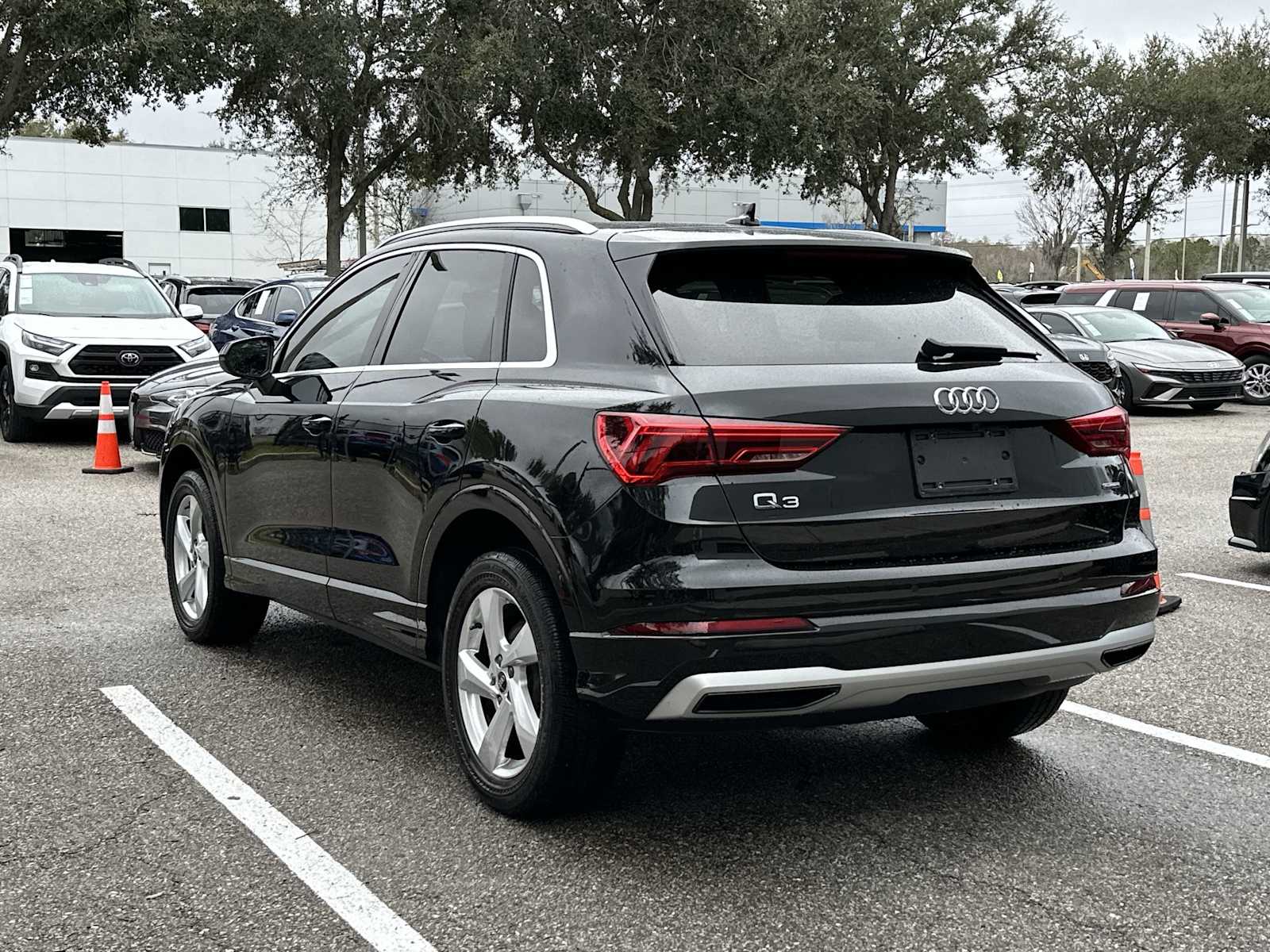 Thumbnail: 2020 Audi Q3 - 4