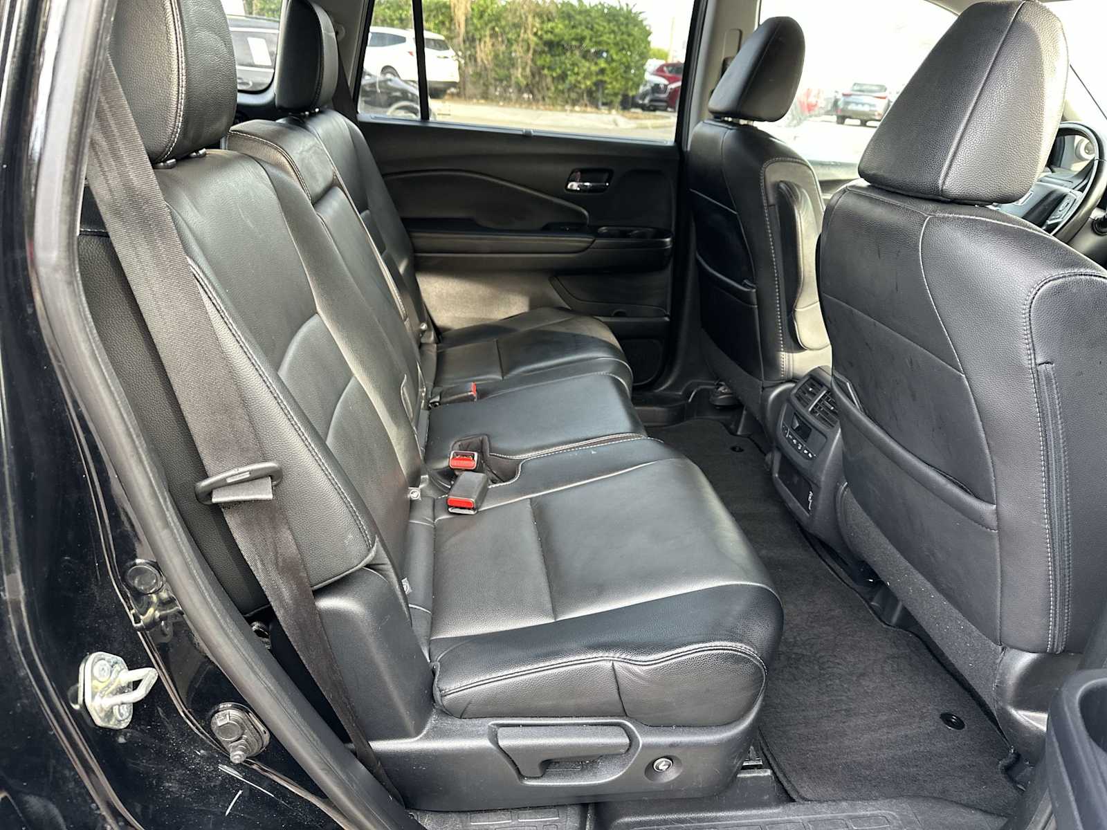 Thumbnail: 2020 Honda Pilot - 18