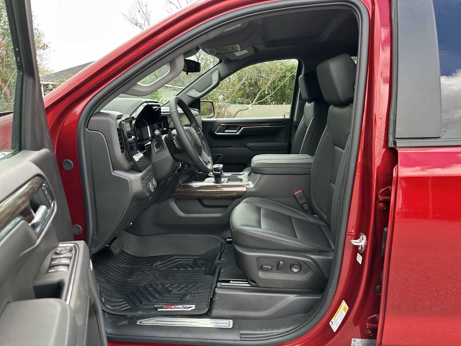 Thumbnail: 2026 Chevrolet Silverado 1500 - 2