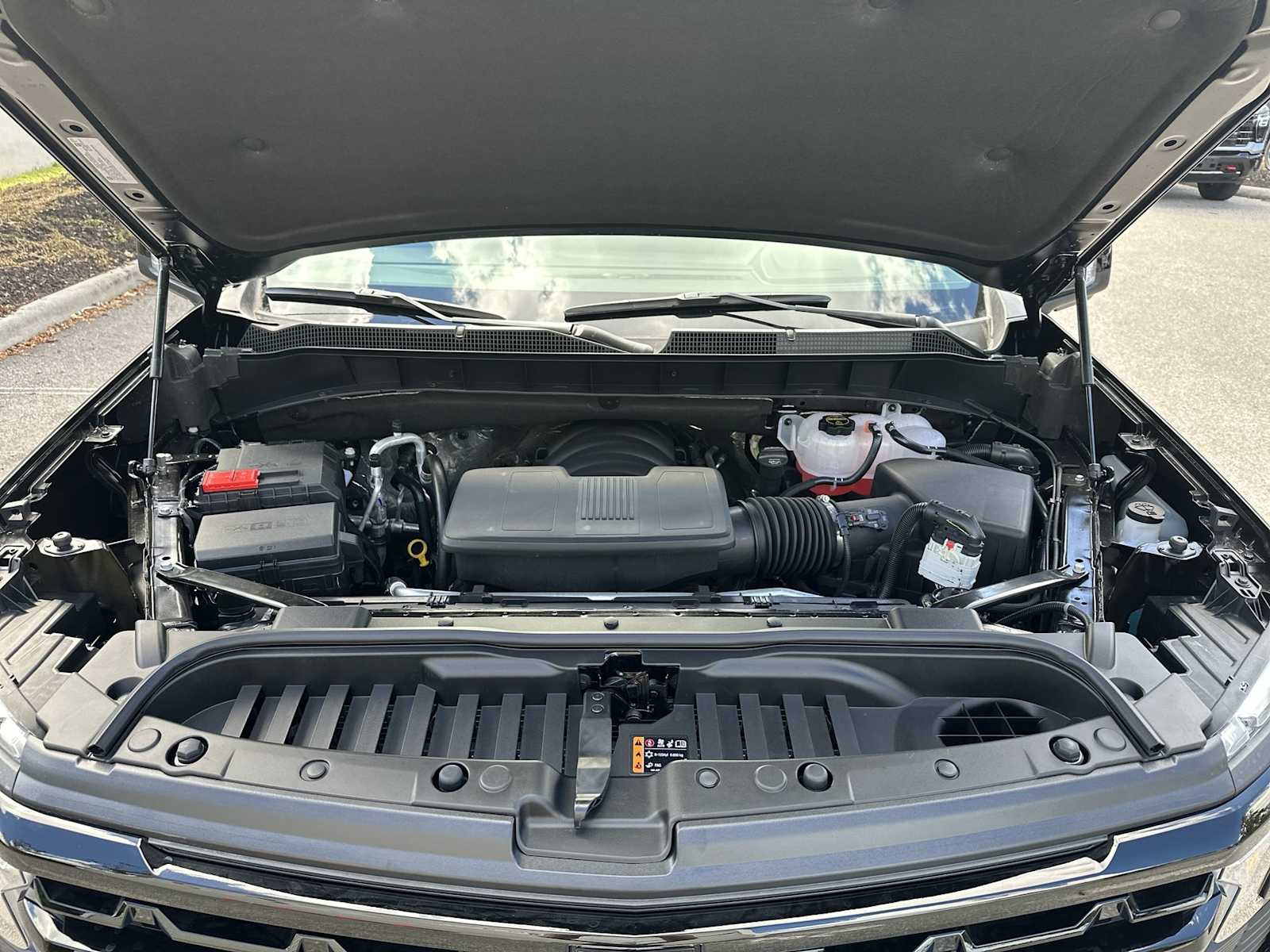 Thumbnail: 2026 Chevrolet Silverado 1500 - 13