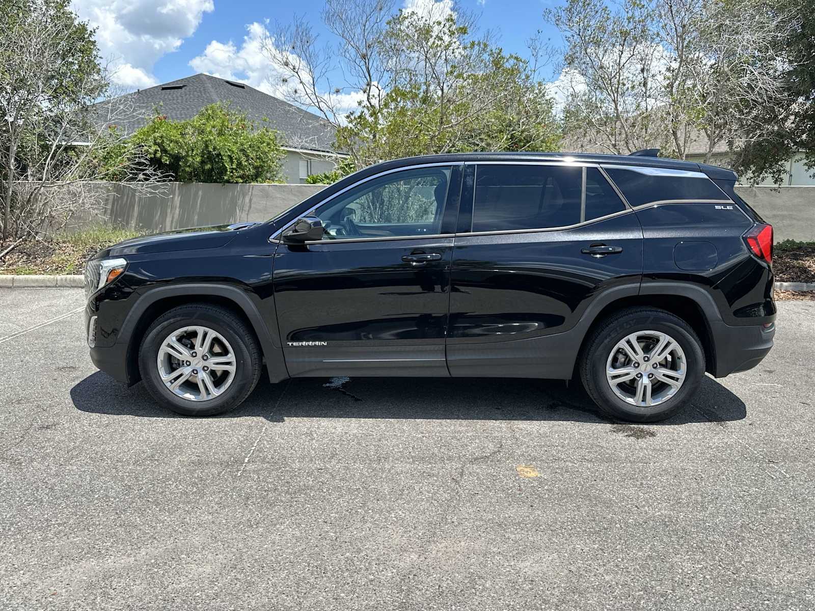 Thumbnail: 2020 GMC Terrain - 3