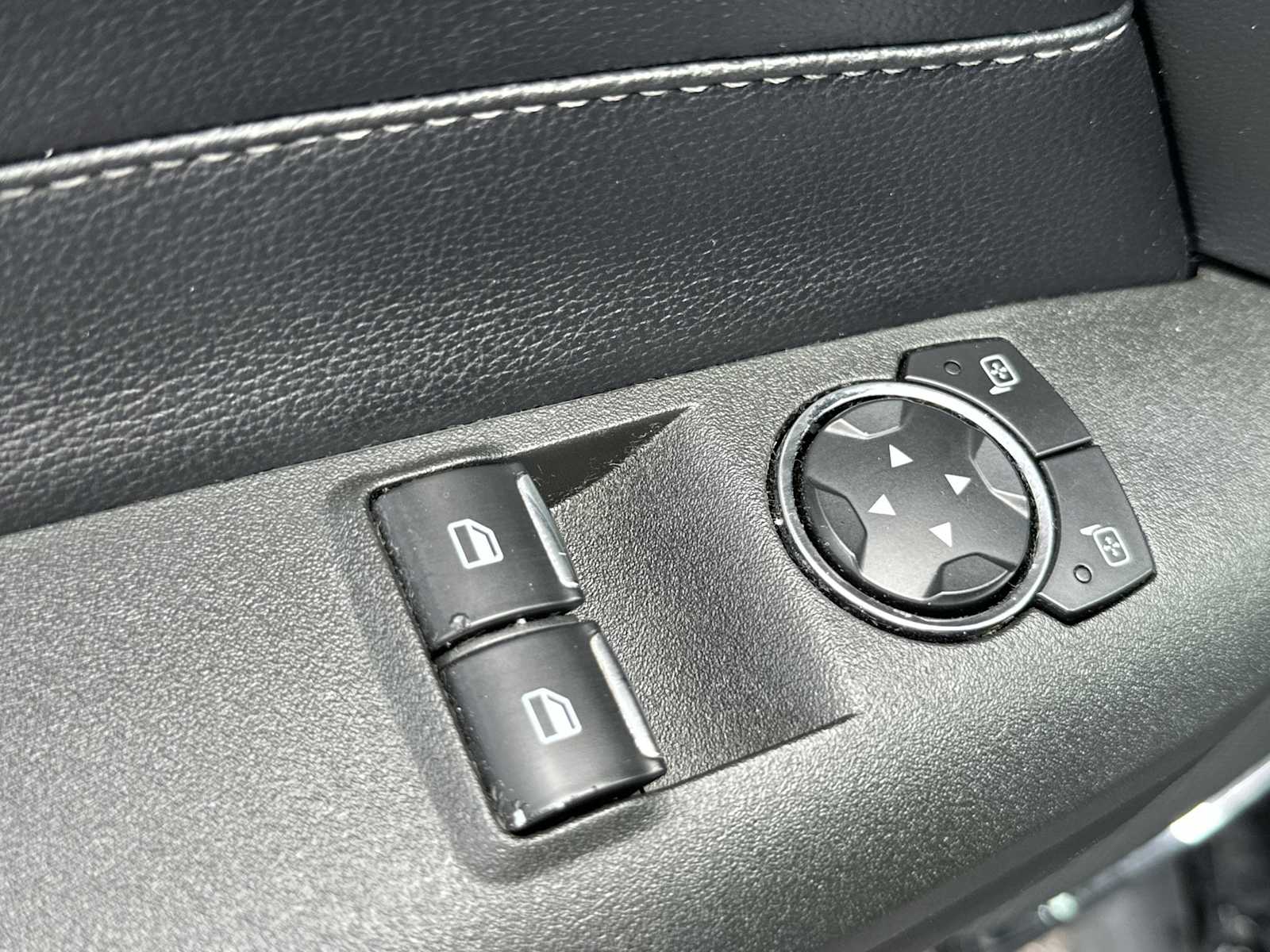 Thumbnail: 2017 Ford Mustang - 16