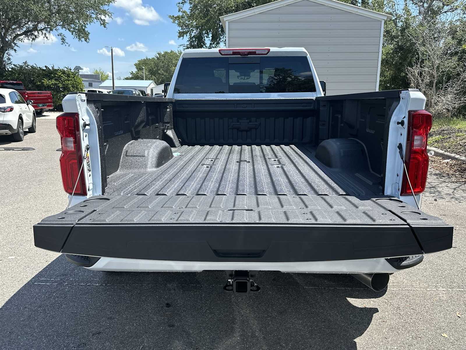 Thumbnail: 2026 Chevrolet Silverado 3500 - 25