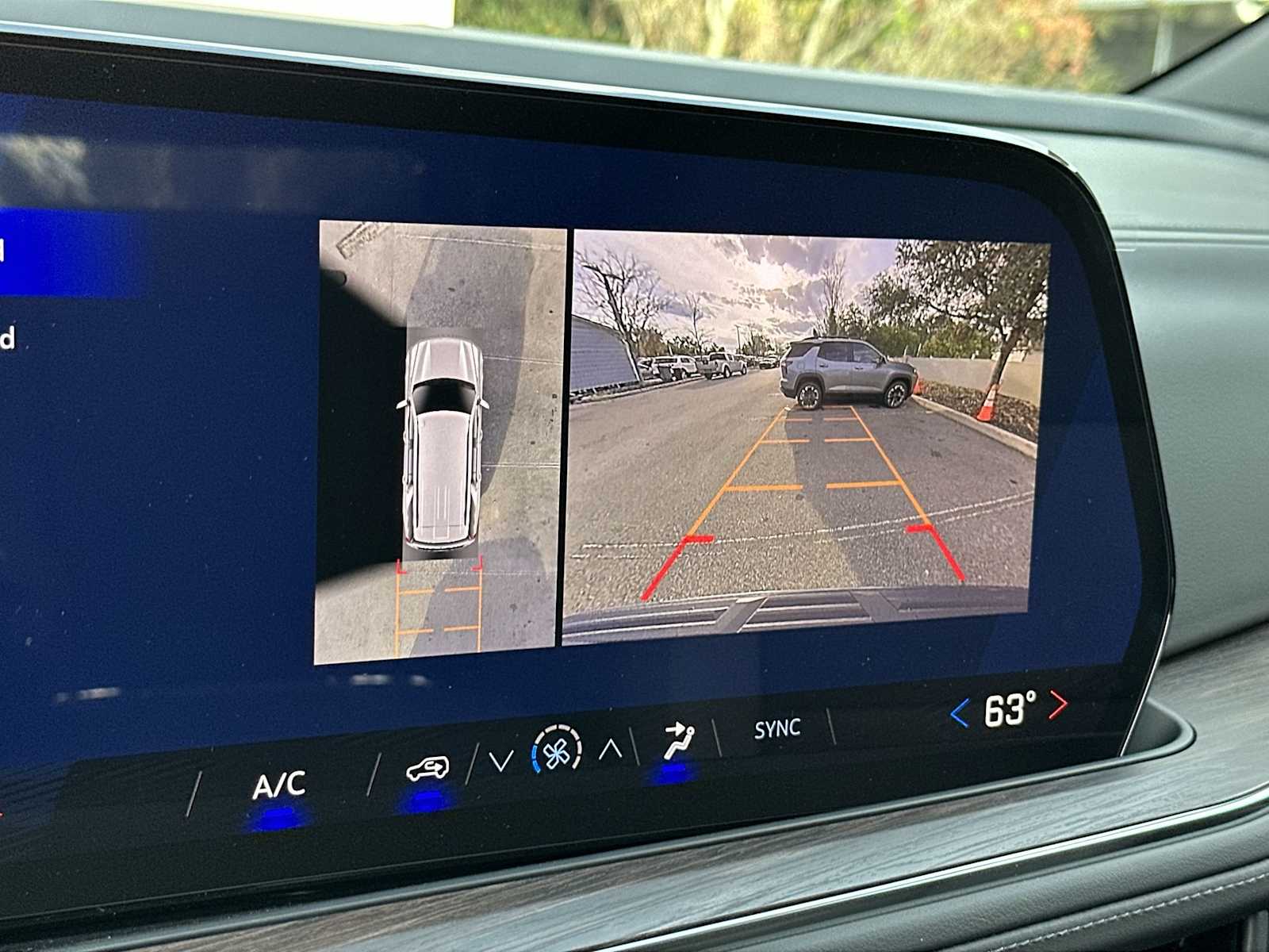 Thumbnail: 2026 Chevrolet Tahoe - 22