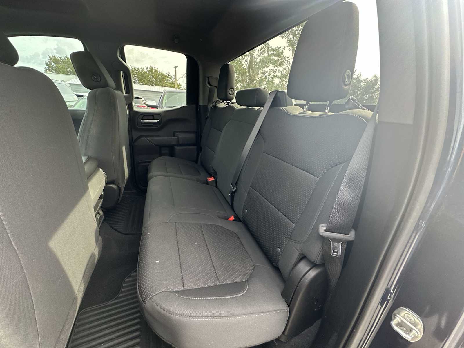 Thumbnail: 2020 Chevrolet Silverado 1500 - 17