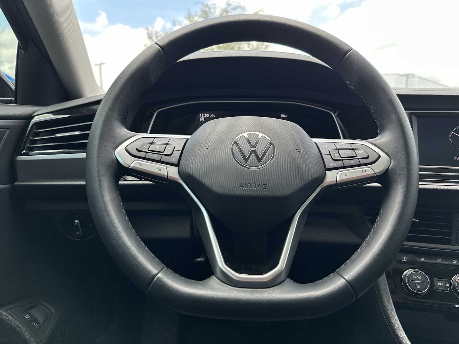 Thumbnail: 2024 Volkswagen Jetta - 20
