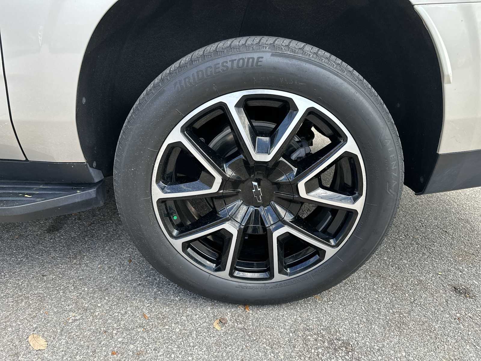 Thumbnail: 2023 Chevrolet Suburban - 12