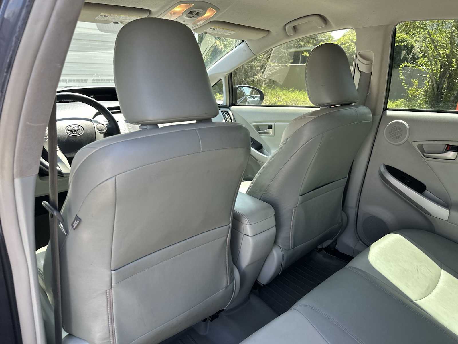 Thumbnail: 2013 Toyota Prius - 15