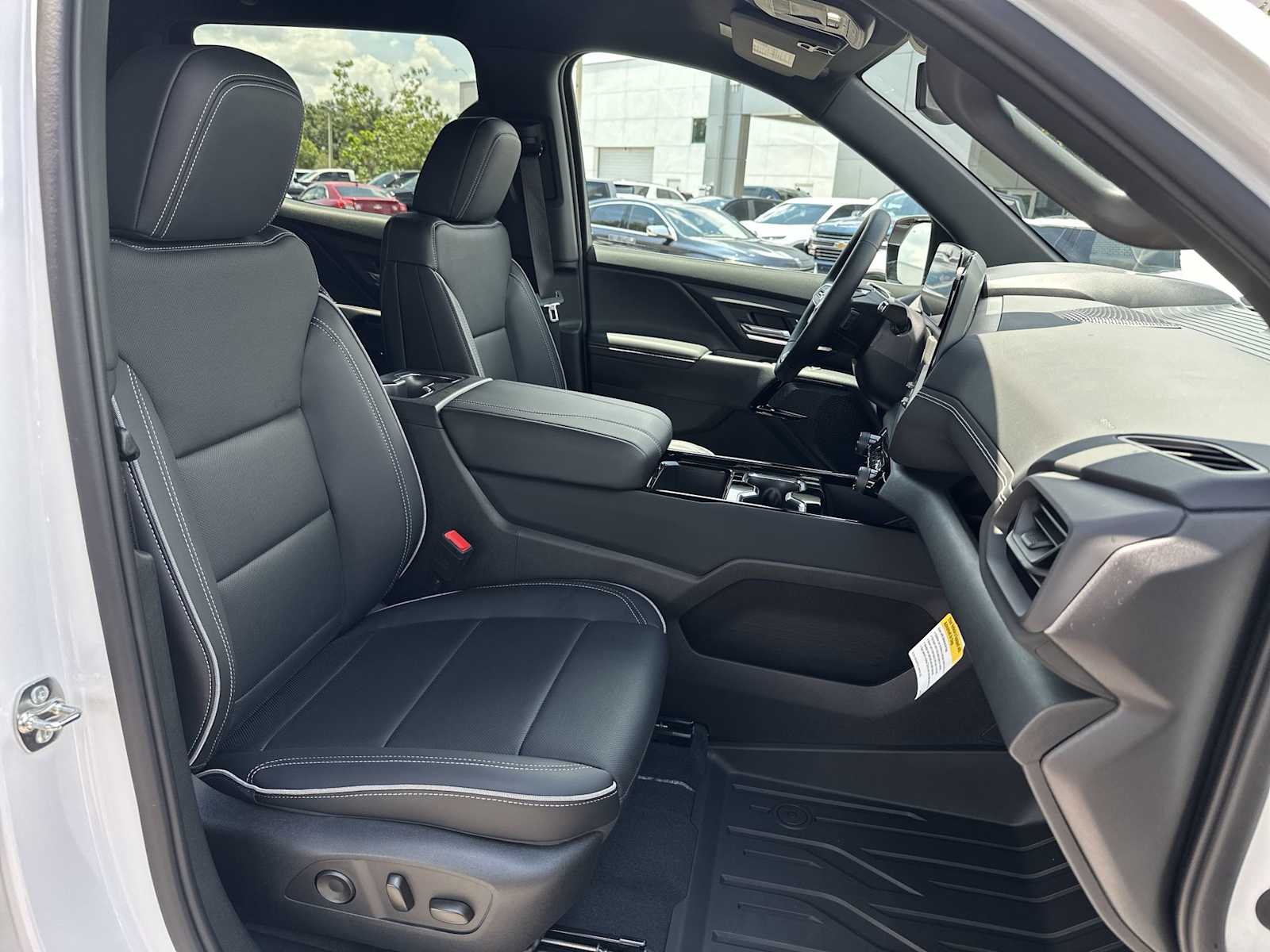 Thumbnail: 2026 Chevrolet Silverado EV - 16