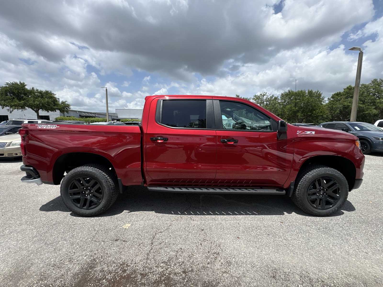 2025 Chevrolet Silverado 1500  7