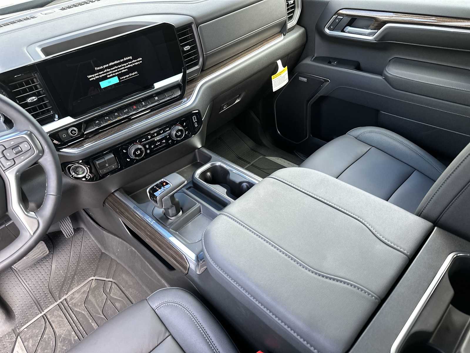 Thumbnail: 2026 Chevrolet Silverado 1500 - 21