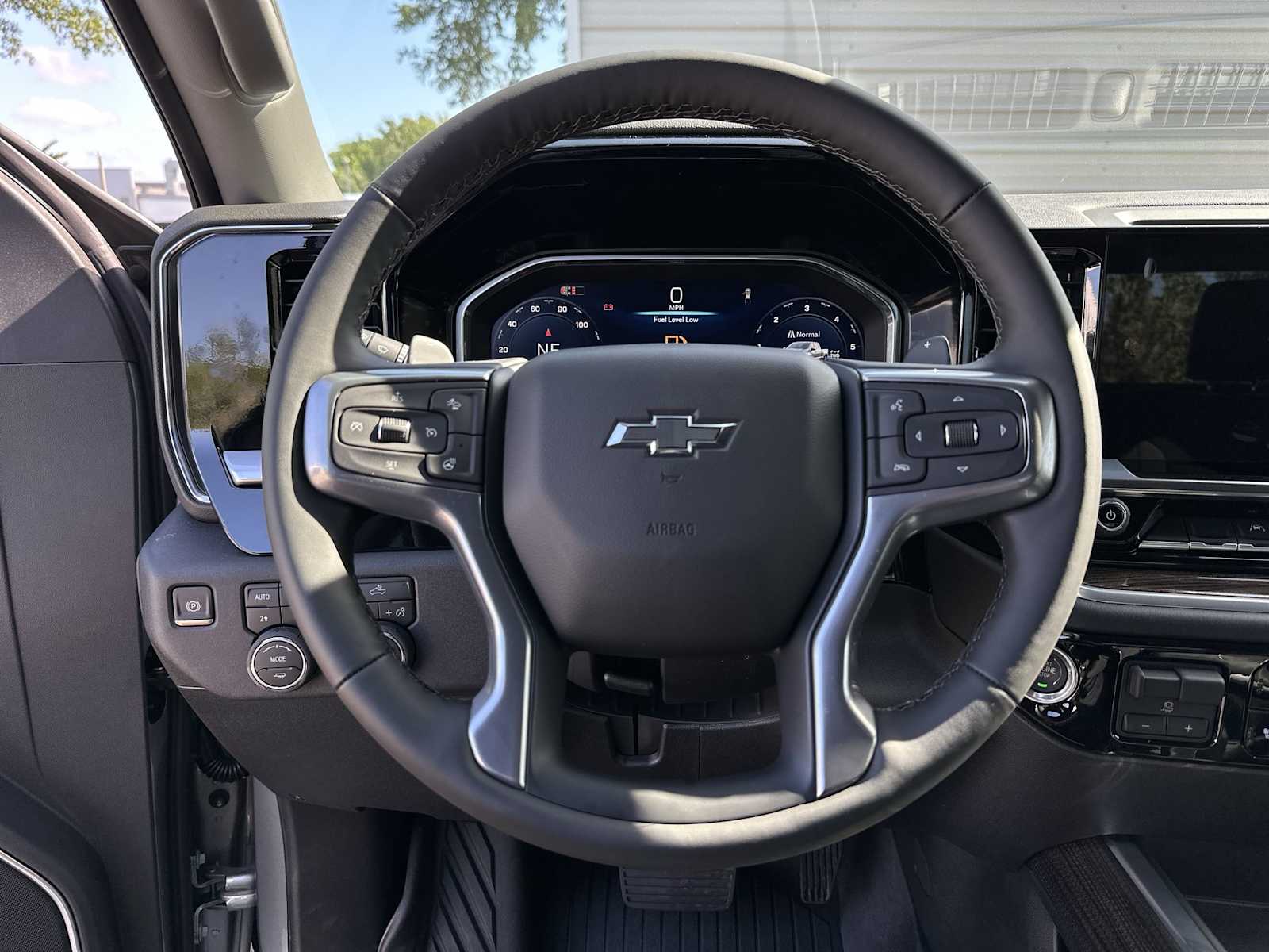 Thumbnail: 2026 Chevrolet Silverado 1500 - 20