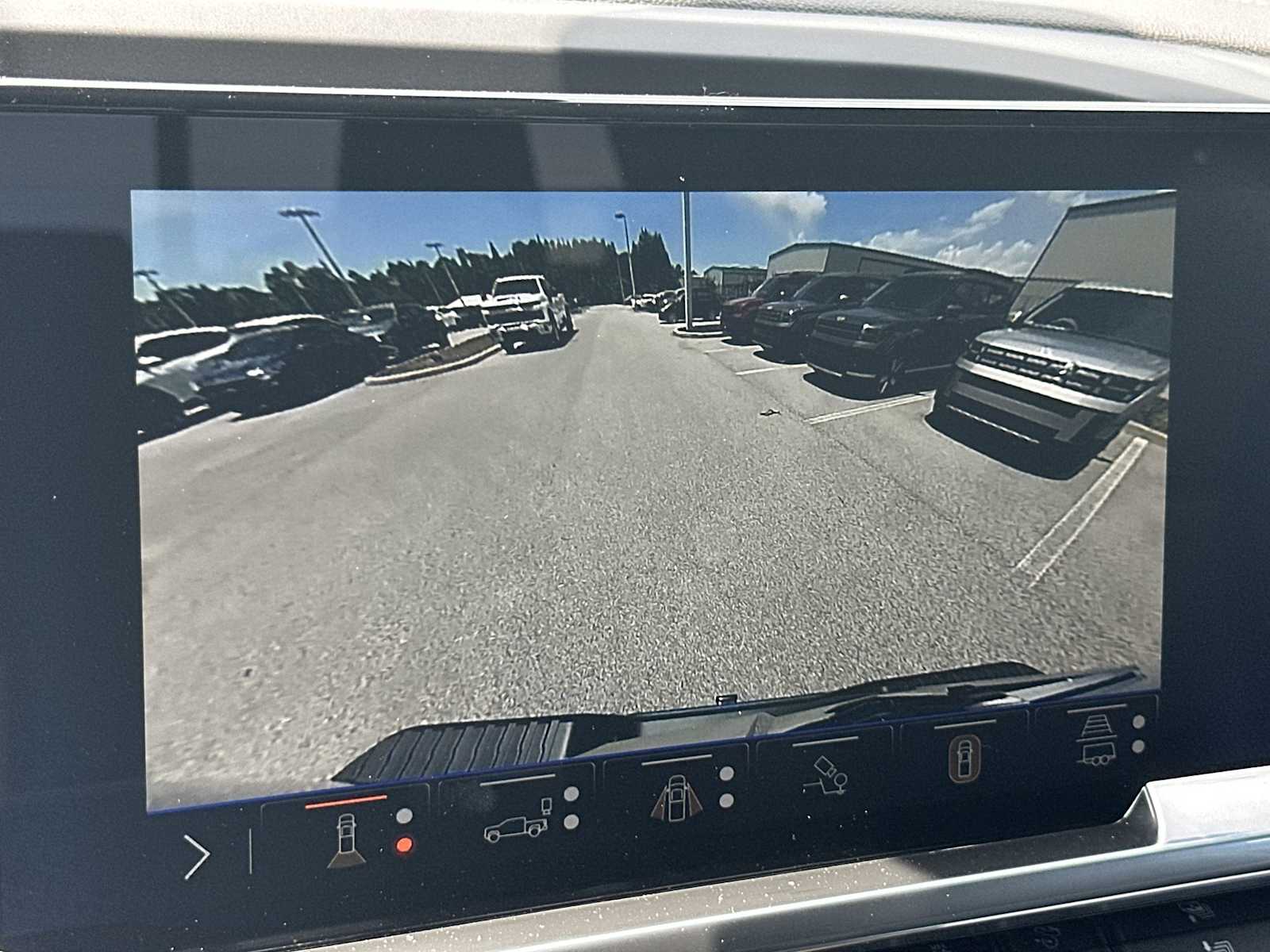 Thumbnail: 2026 Chevrolet Silverado 1500 - 22