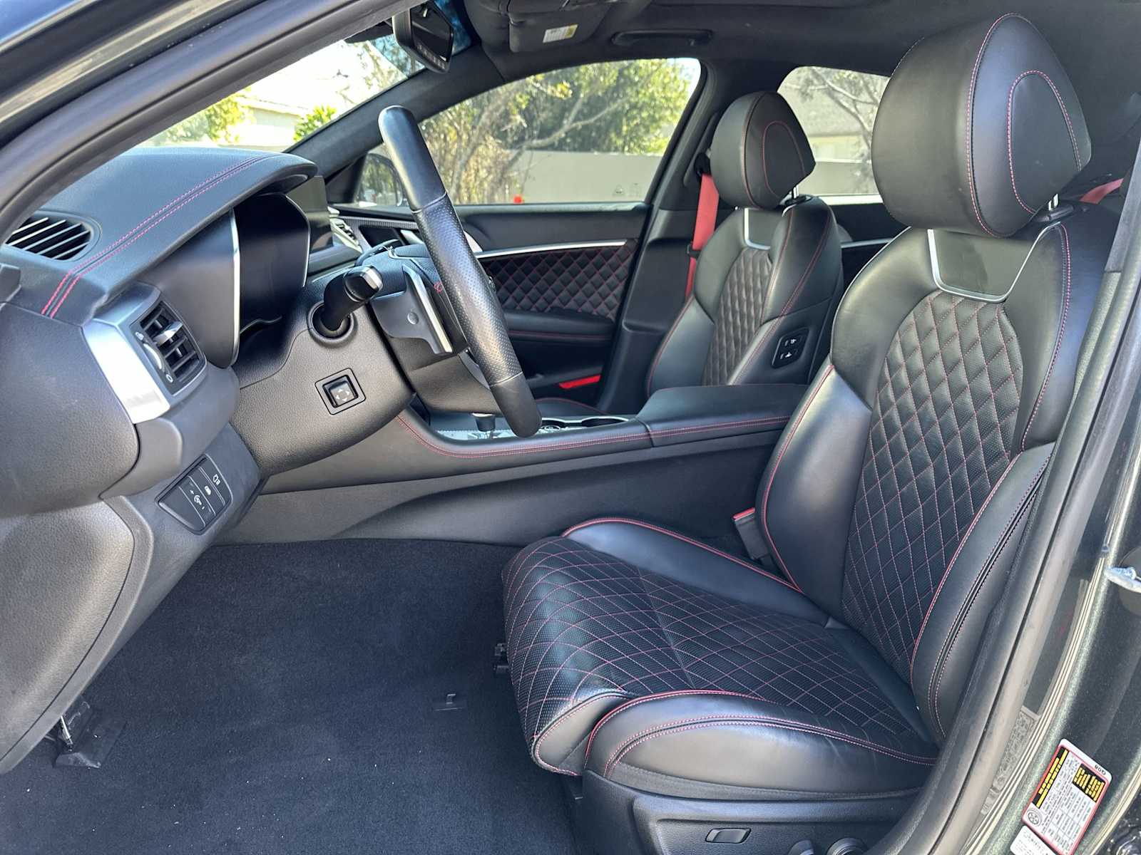 Thumbnail: 2023 Genesis G70 - 15