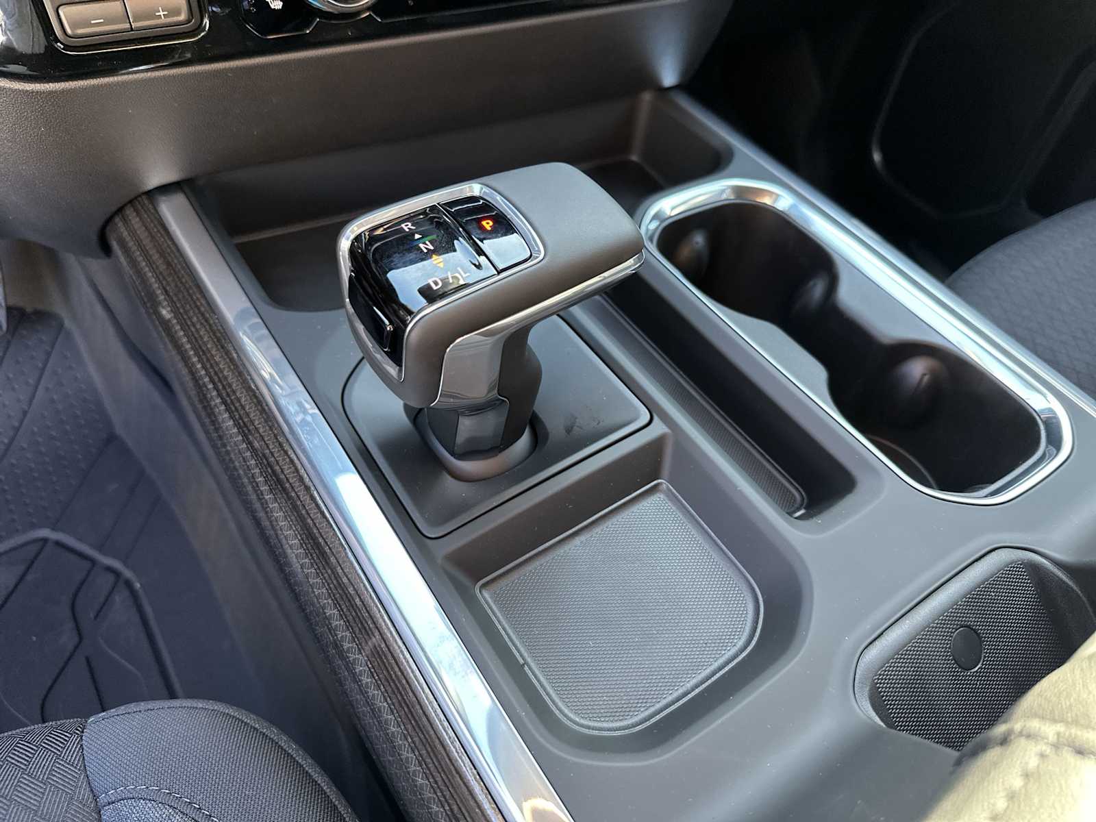 Thumbnail: 2026 Chevrolet Silverado 1500 - 23