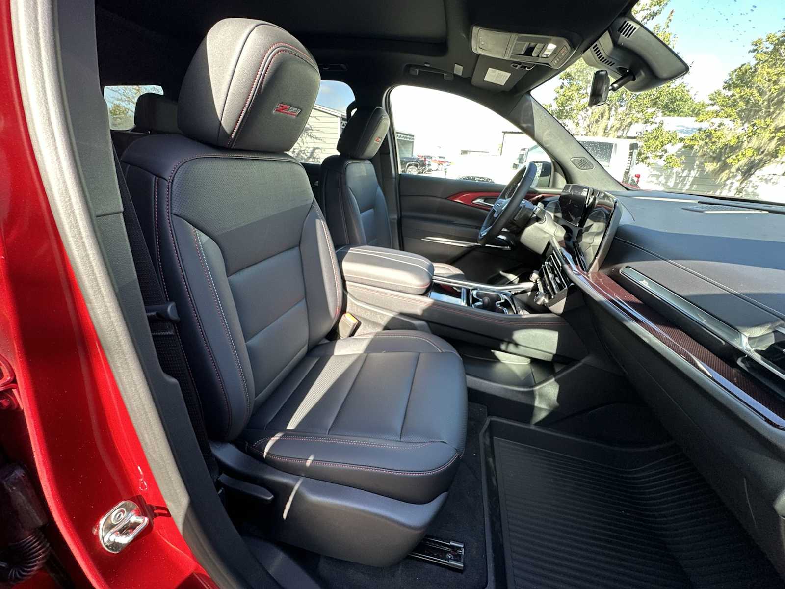 Thumbnail: 2026 Chevrolet Traverse - 19