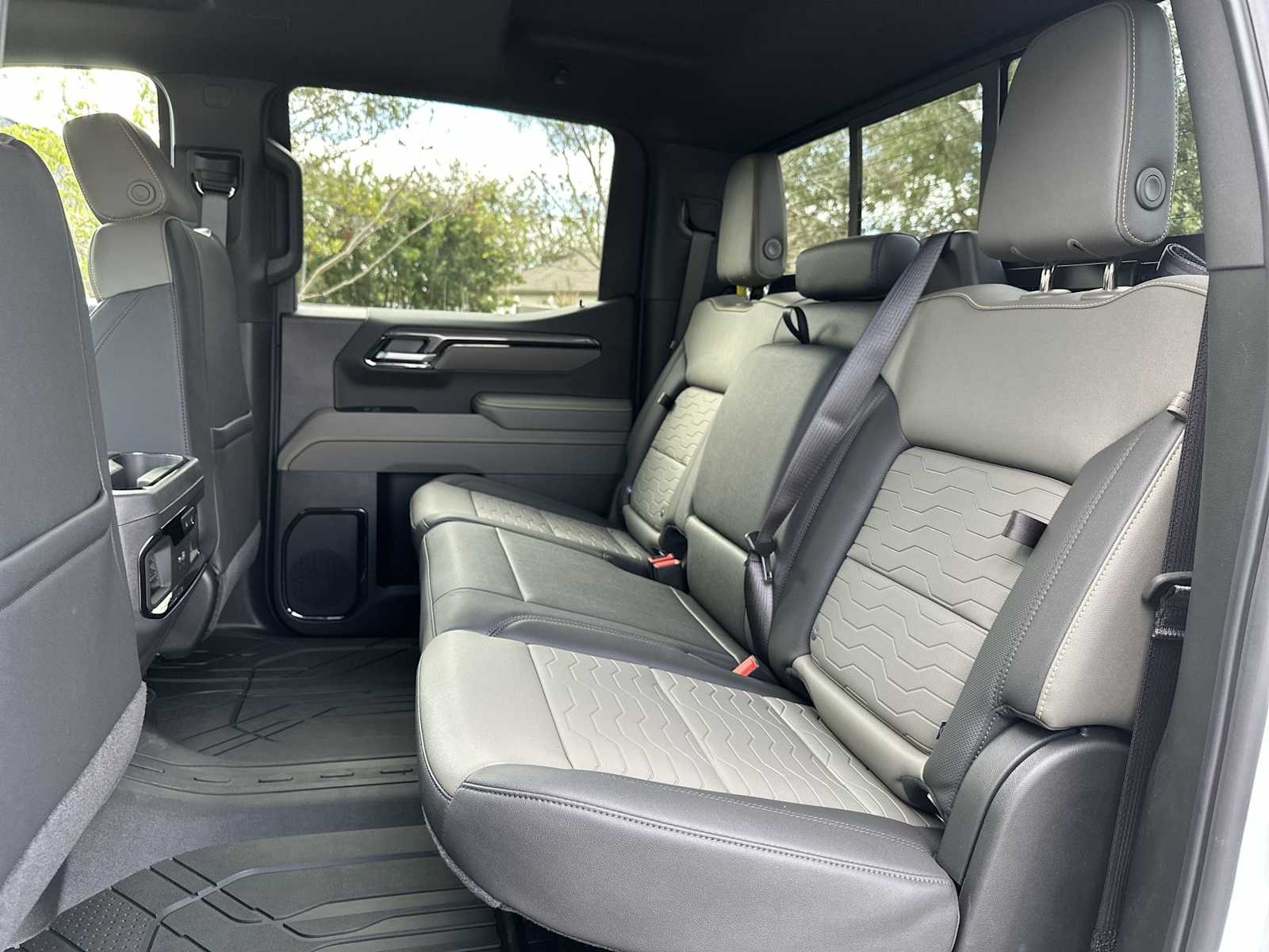 Thumbnail: 2026 Chevrolet Silverado 1500 - 18