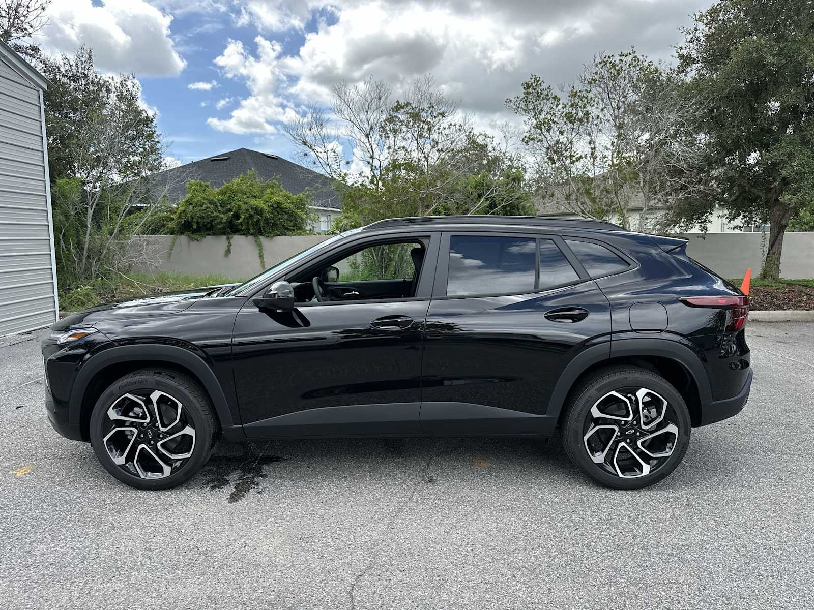 Thumbnail: 2026 Chevrolet Trax - 3