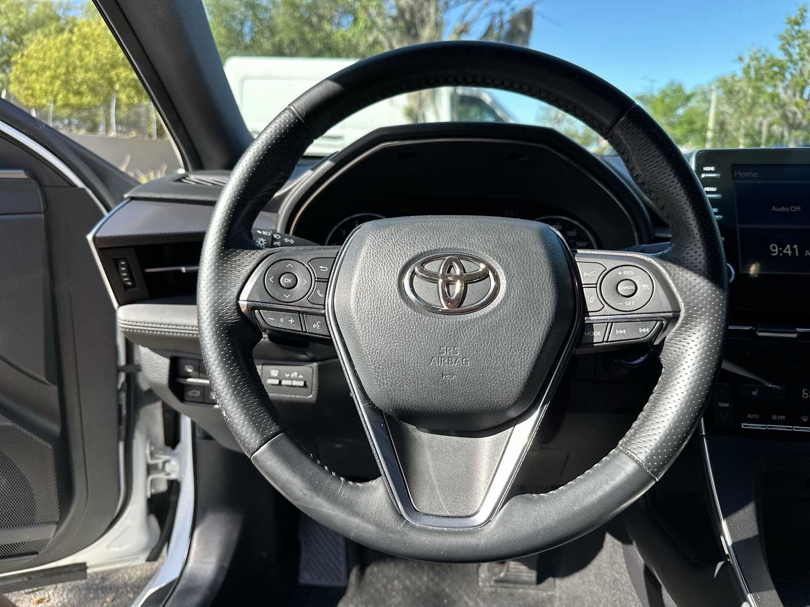 Thumbnail: 2021 Toyota Avalon - 20