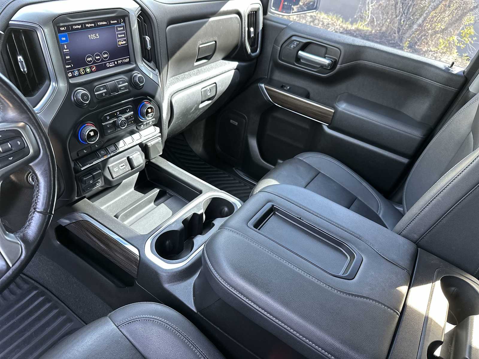 Thumbnail: 2021 Chevrolet Silverado 1500 - 21