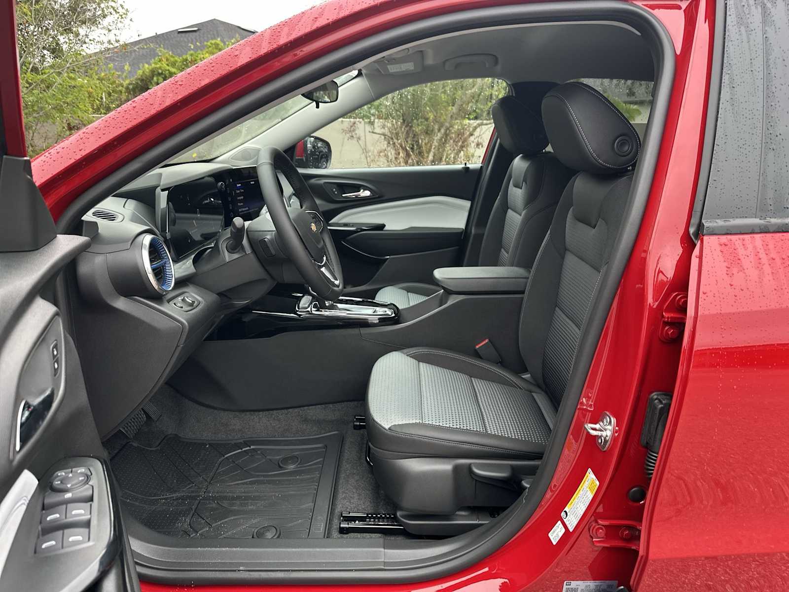 Thumbnail: 2026 Chevrolet Trax - 2