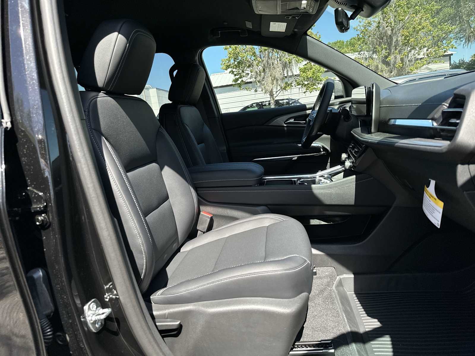 Thumbnail: 2026 Chevrolet Traverse - 19