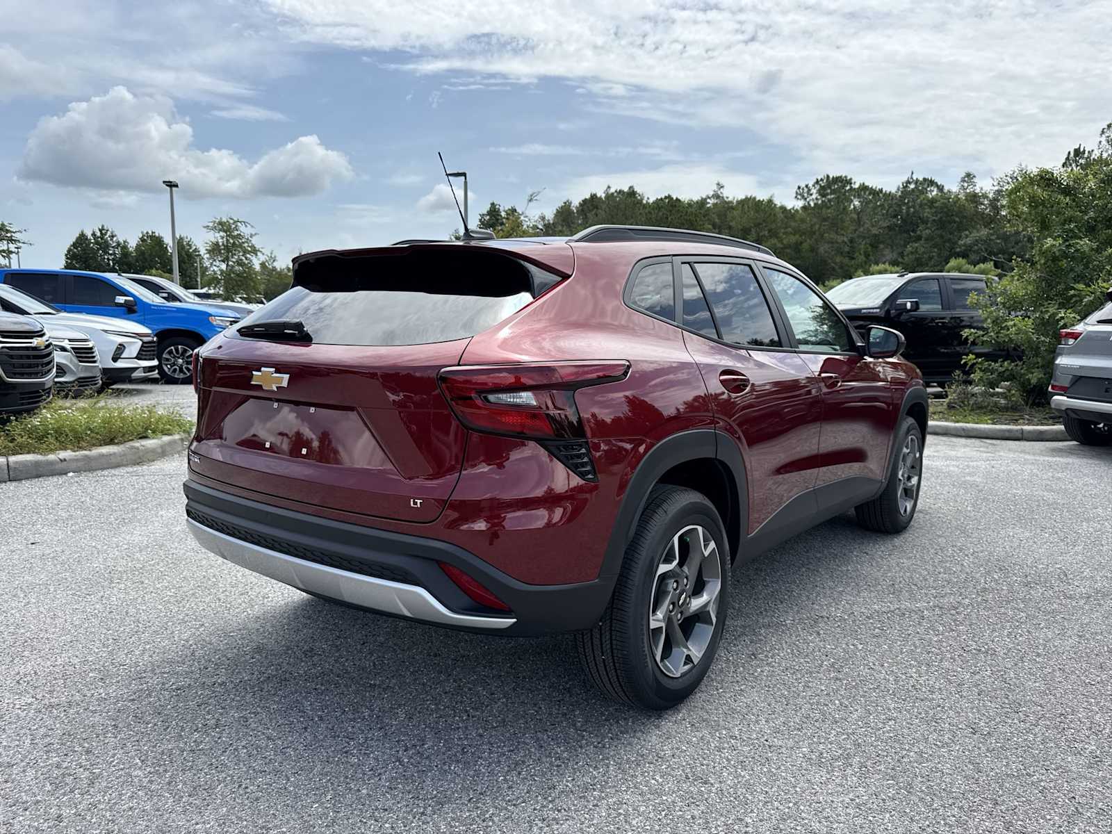 Thumbnail: 2025 Chevrolet Trax - 6